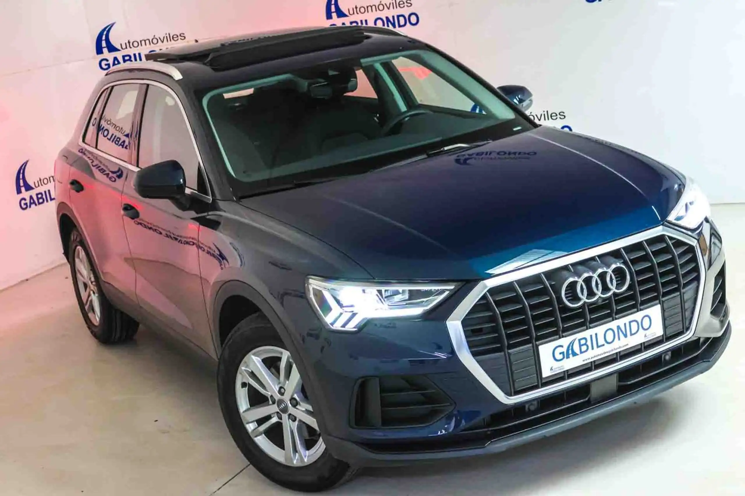 Audi - Q3