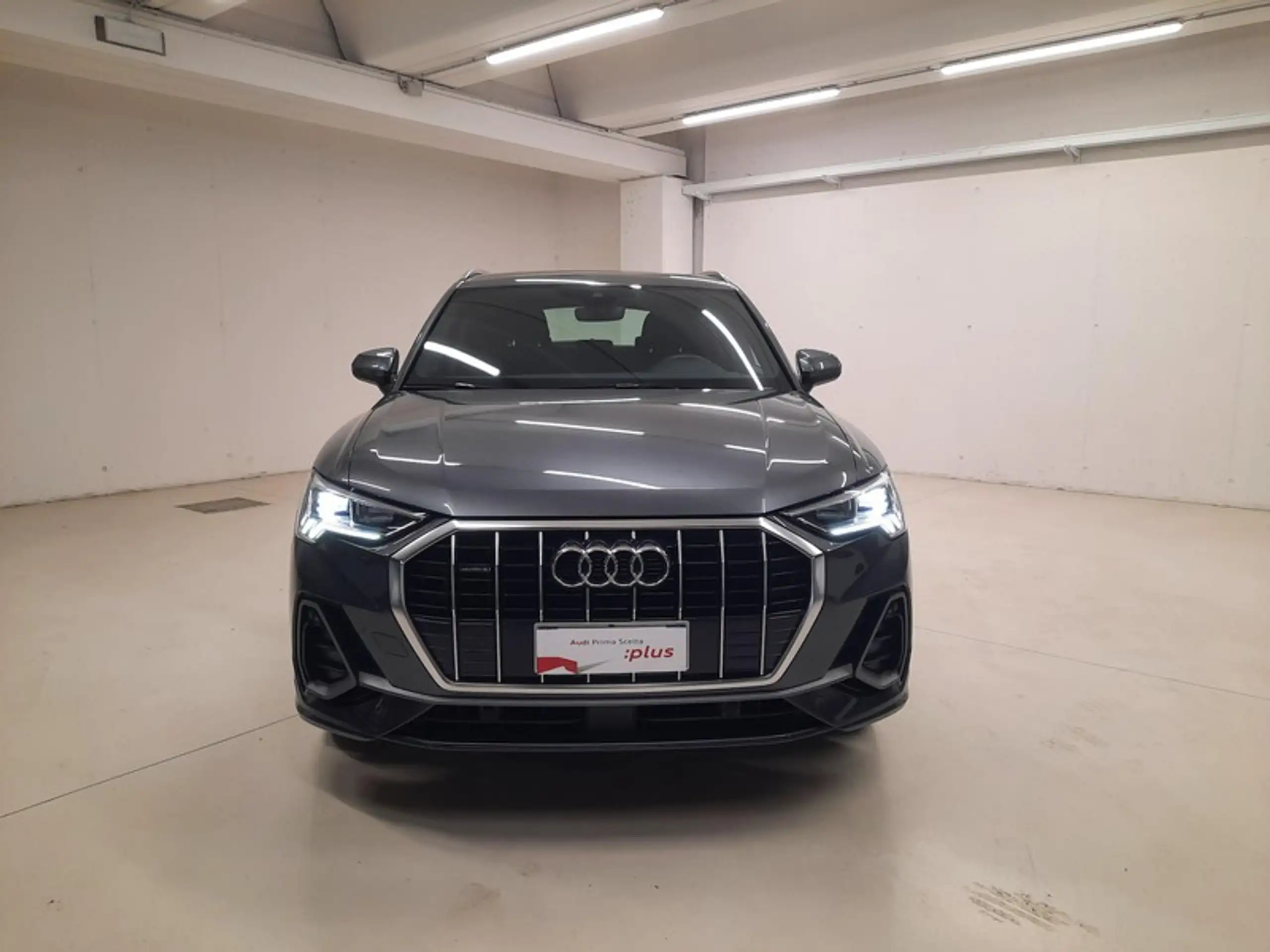 Audi - Q3