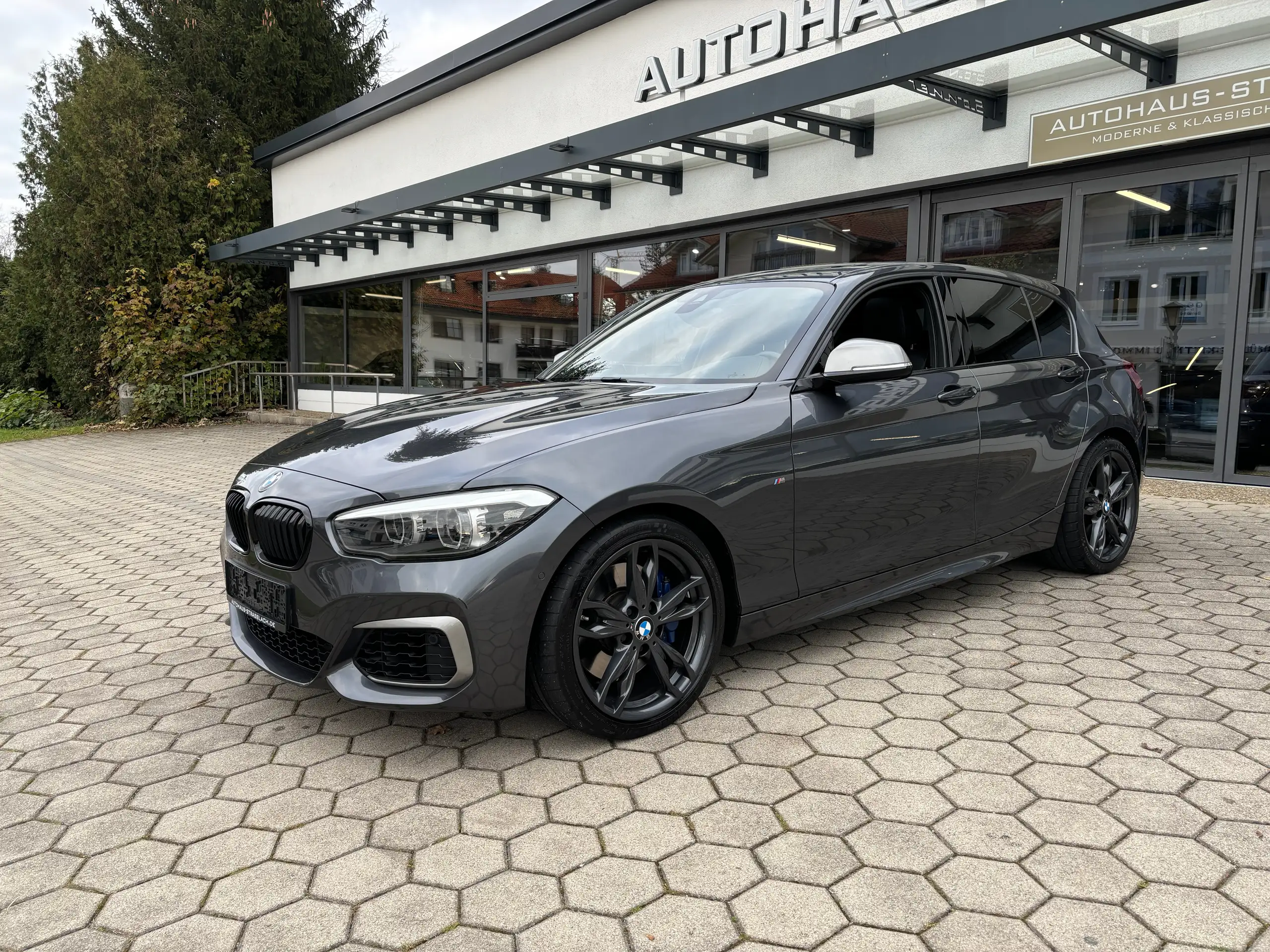 BMW 140 2018