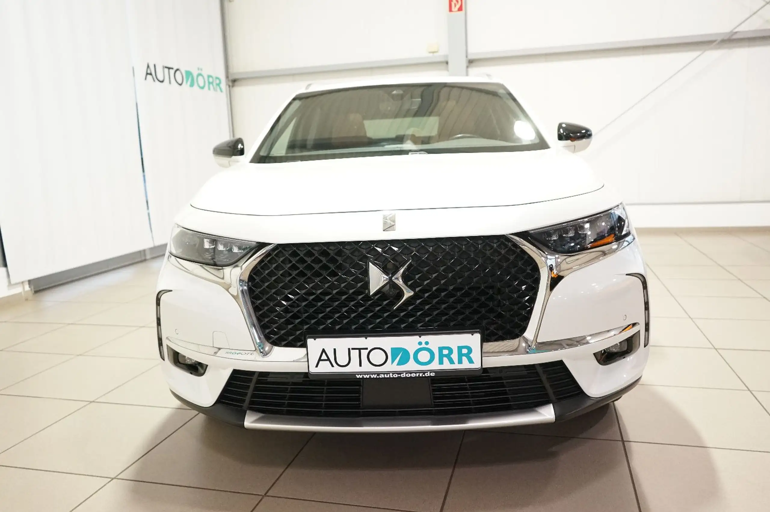 DS Automobiles - DS 7 Crossback