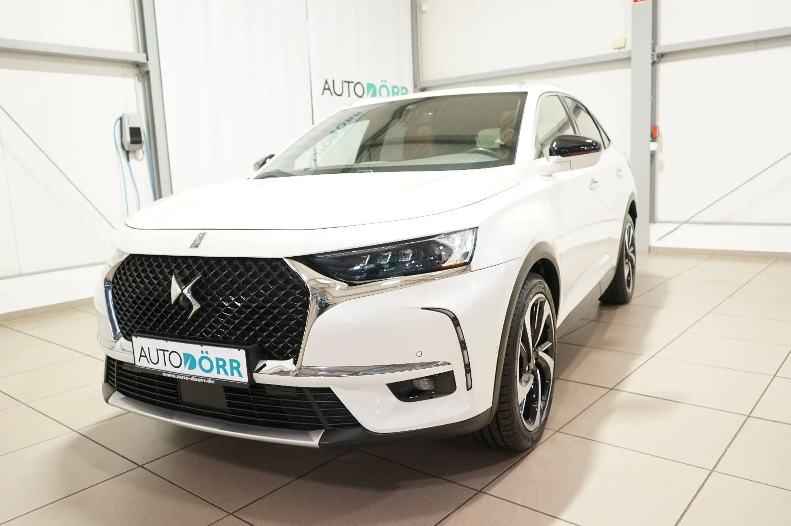 DS Automobiles - DS 7 Crossback