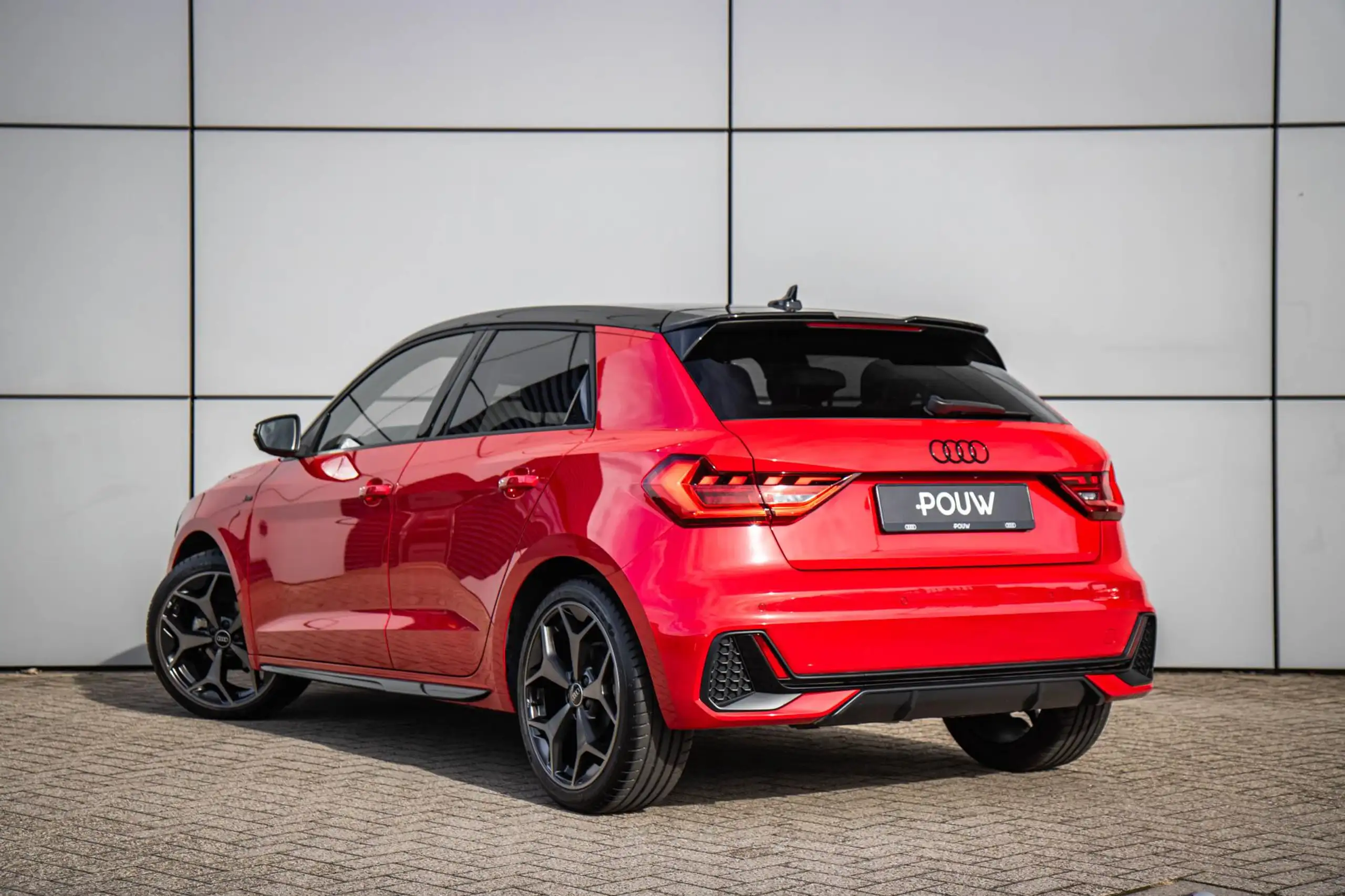 Audi - A1