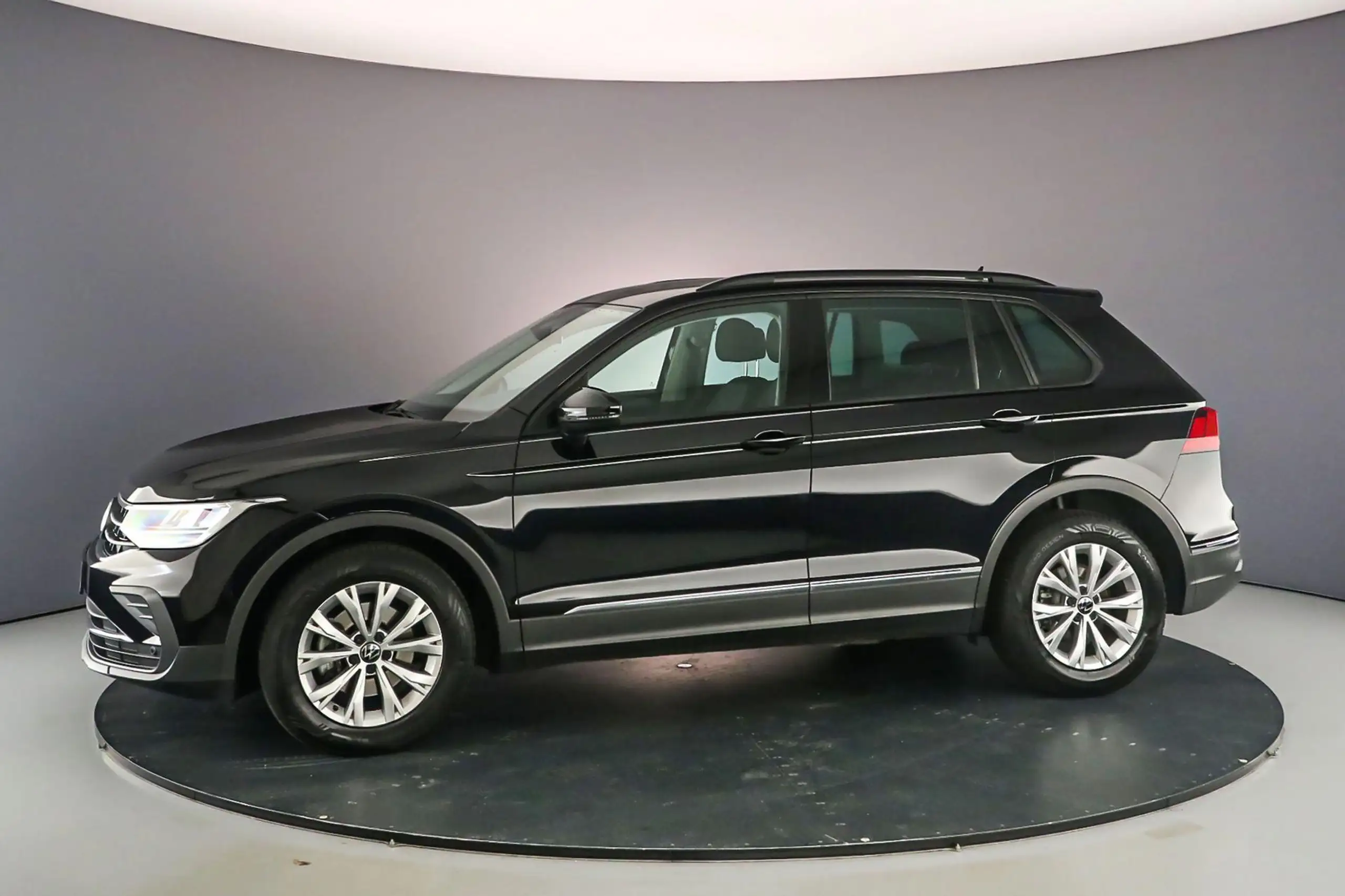 Volkswagen - Tiguan