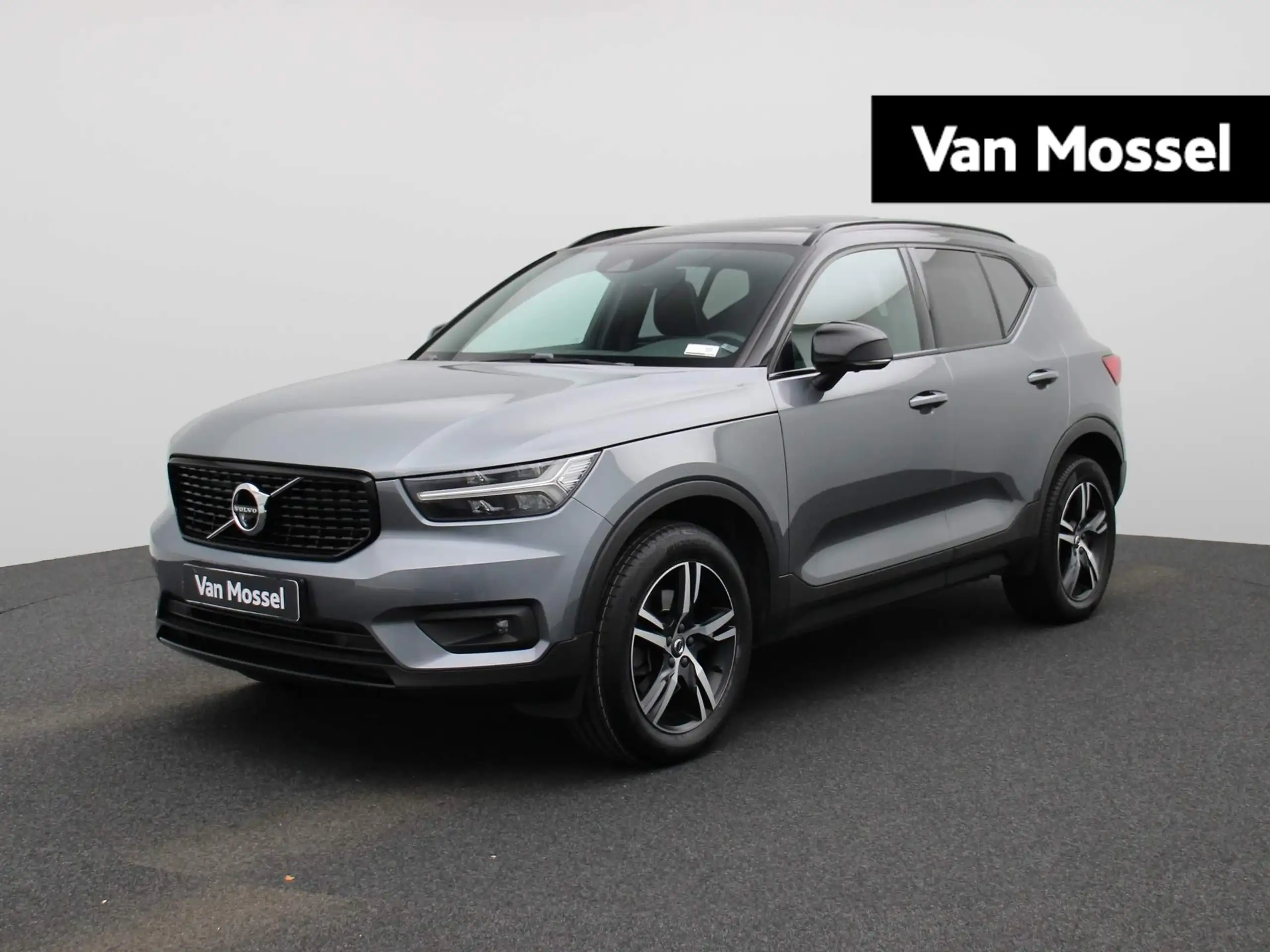 Volvo - XC40