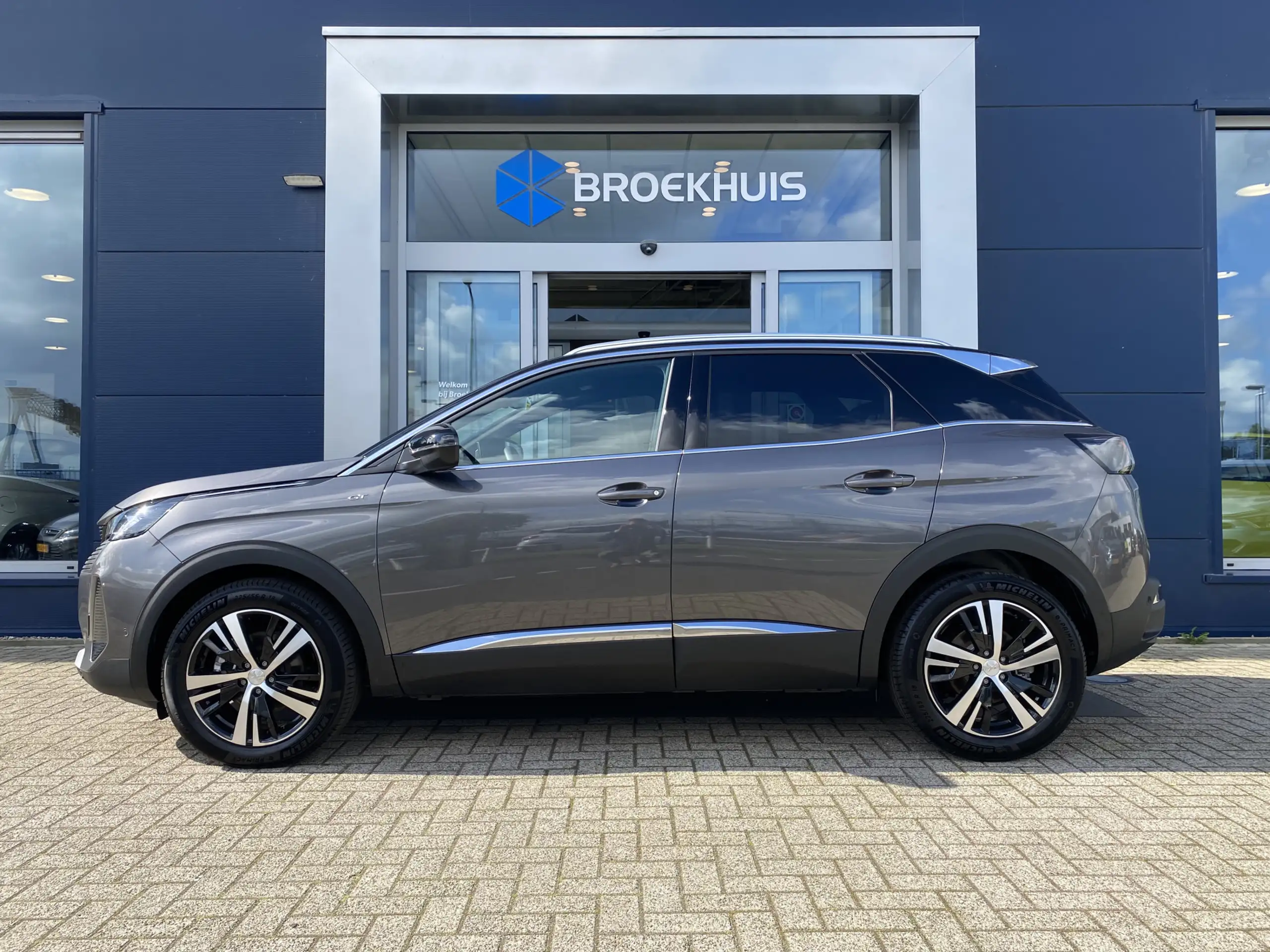 Peugeot - 3008