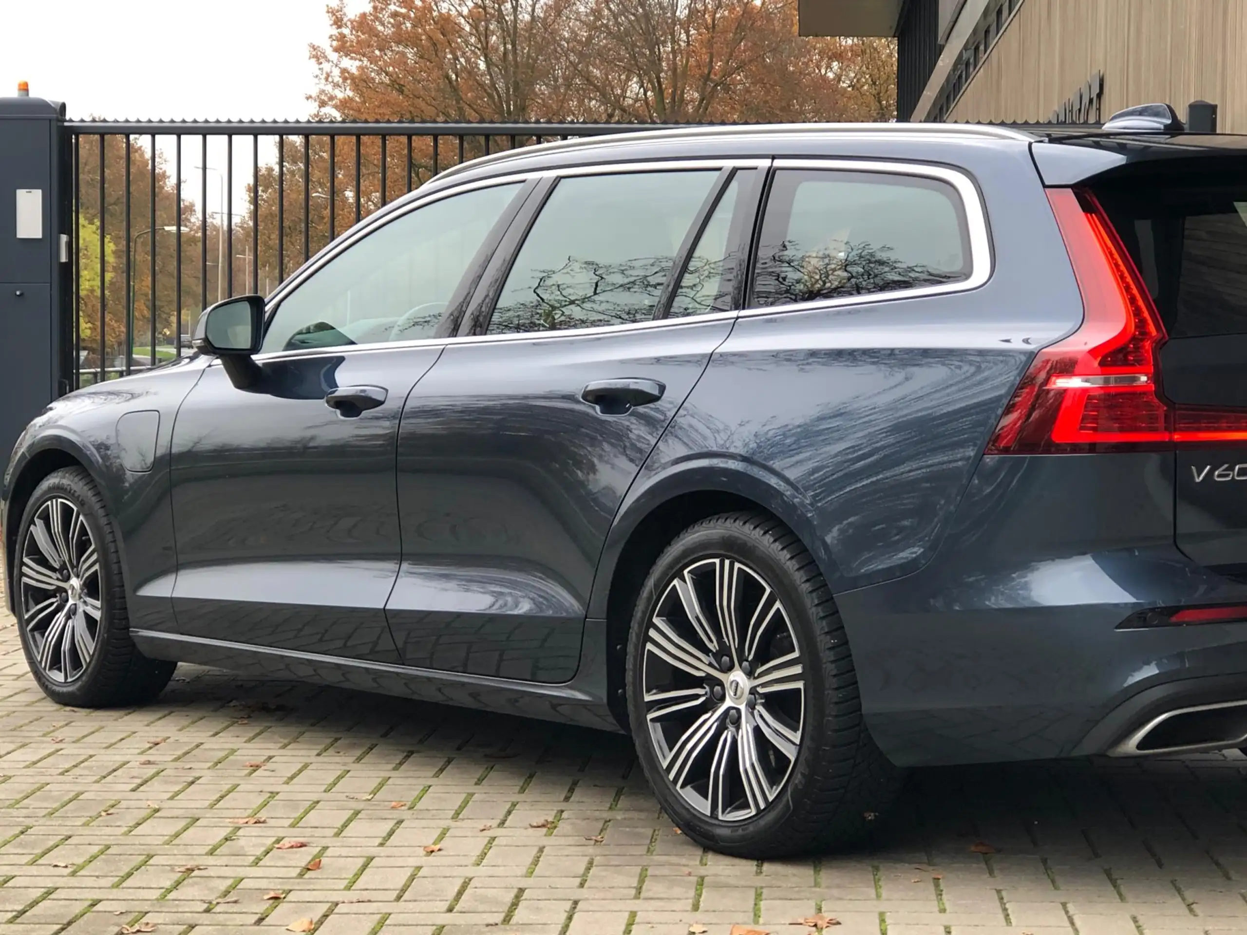 Volvo - V60