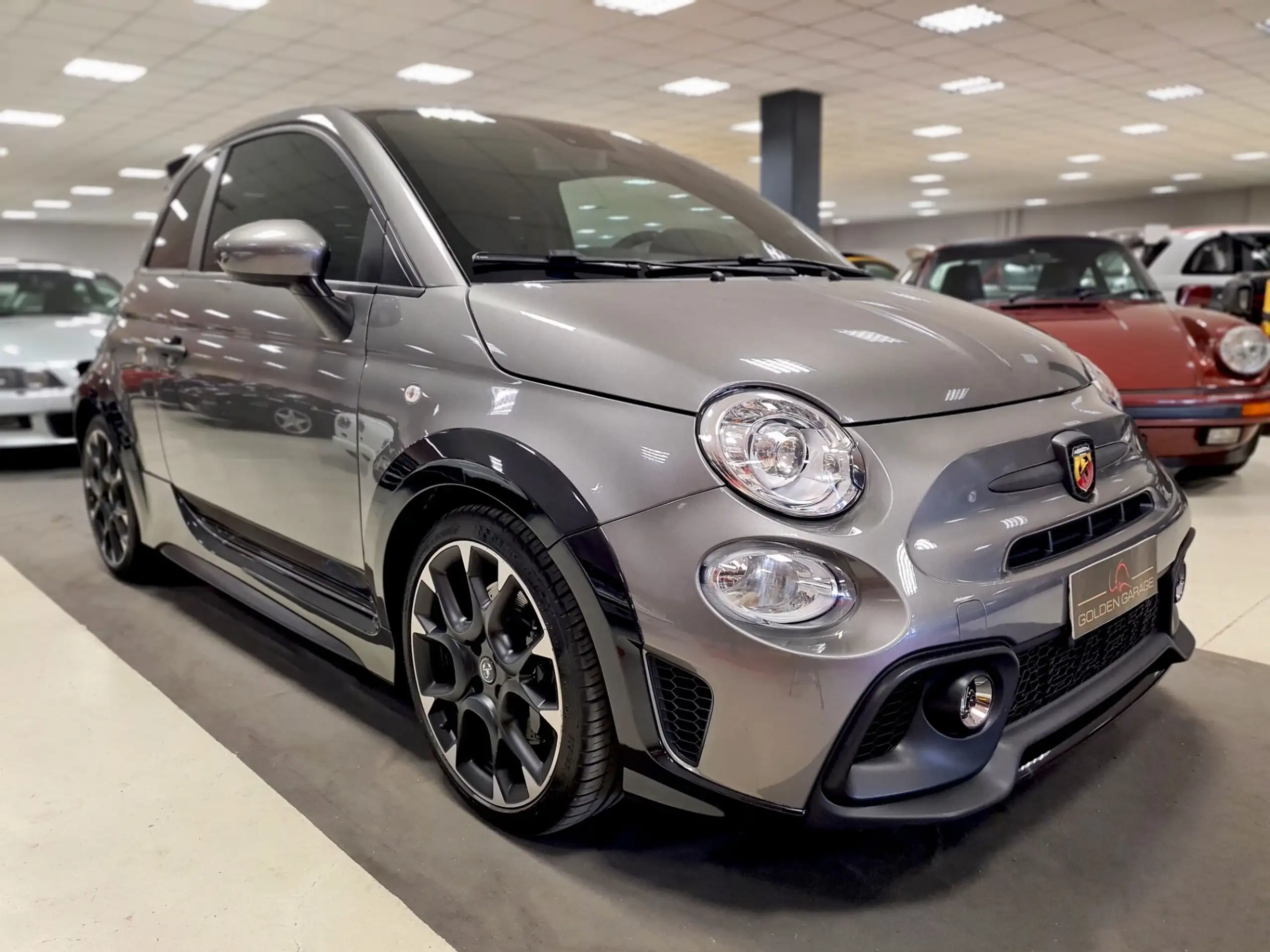 Abarth - 695