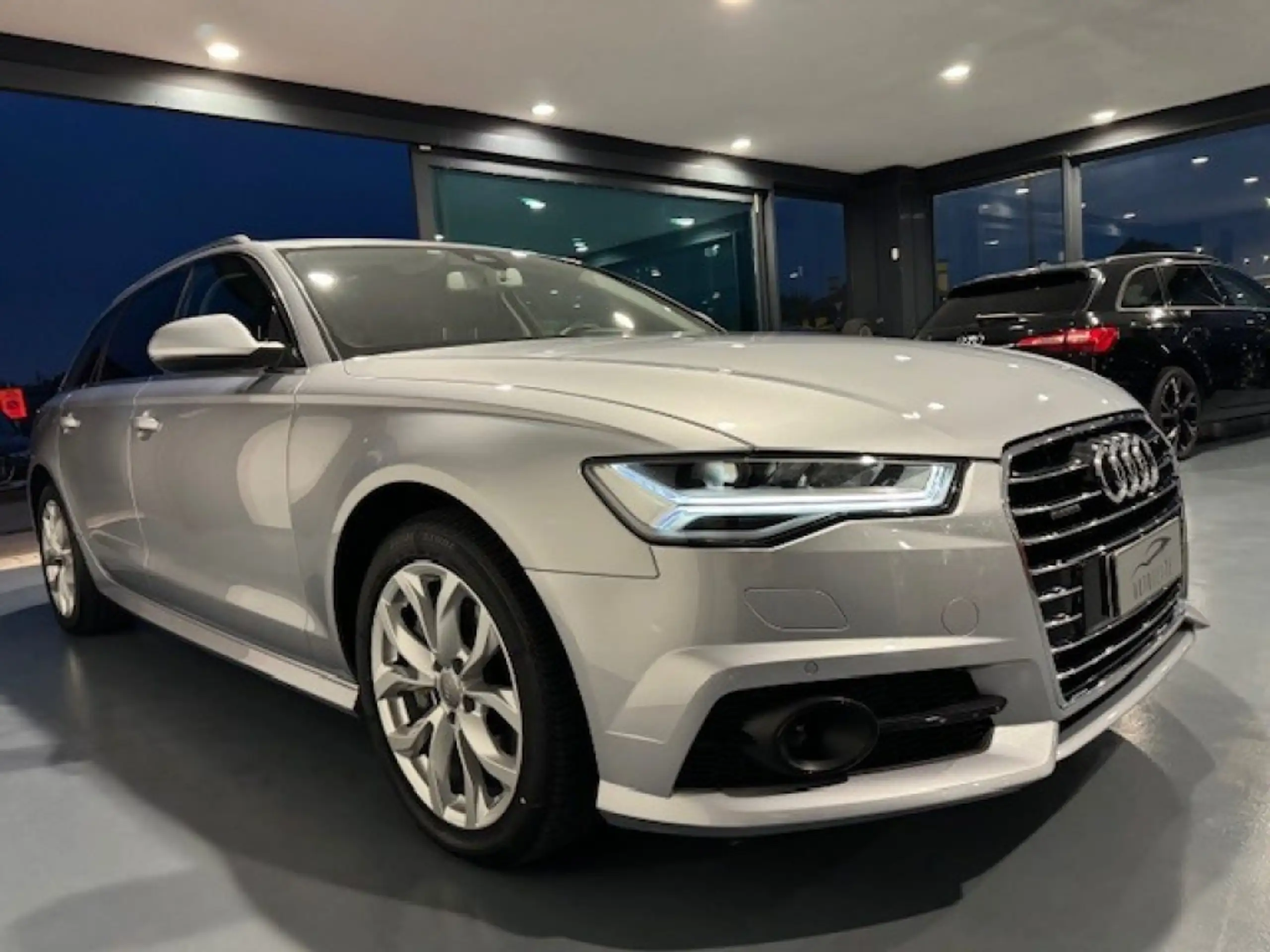 Audi - A6