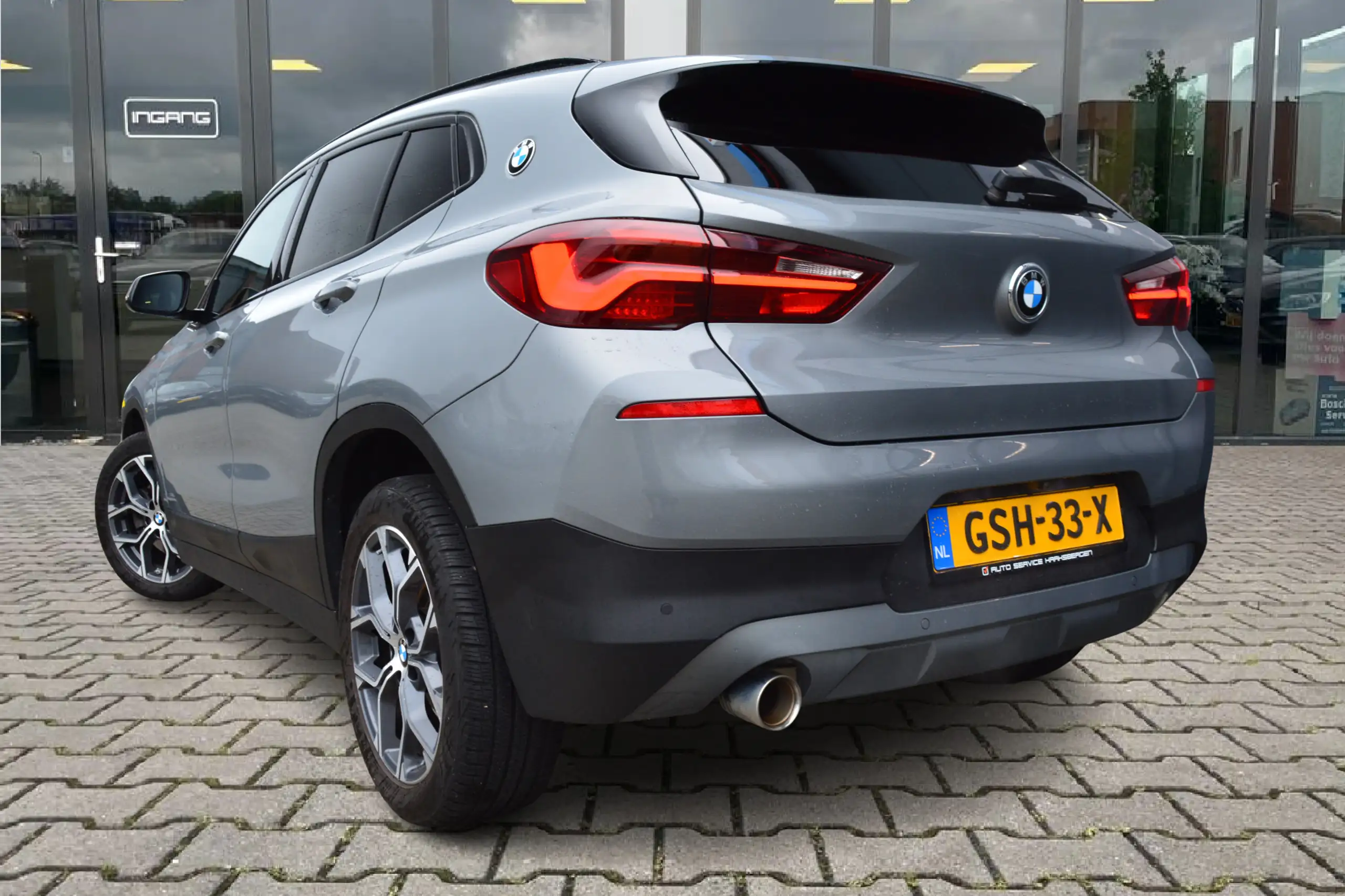 BMW - X2