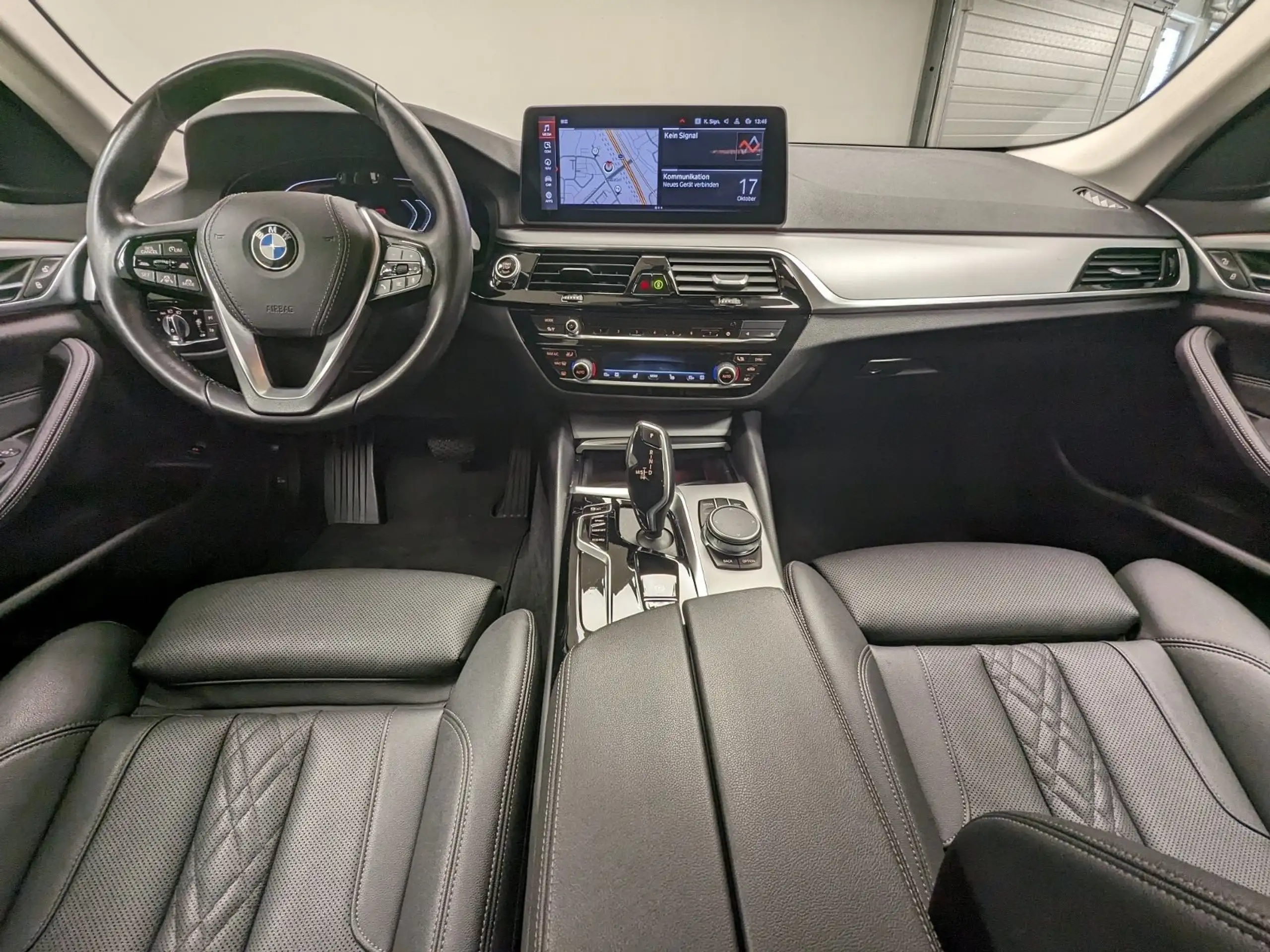 BMW - 520