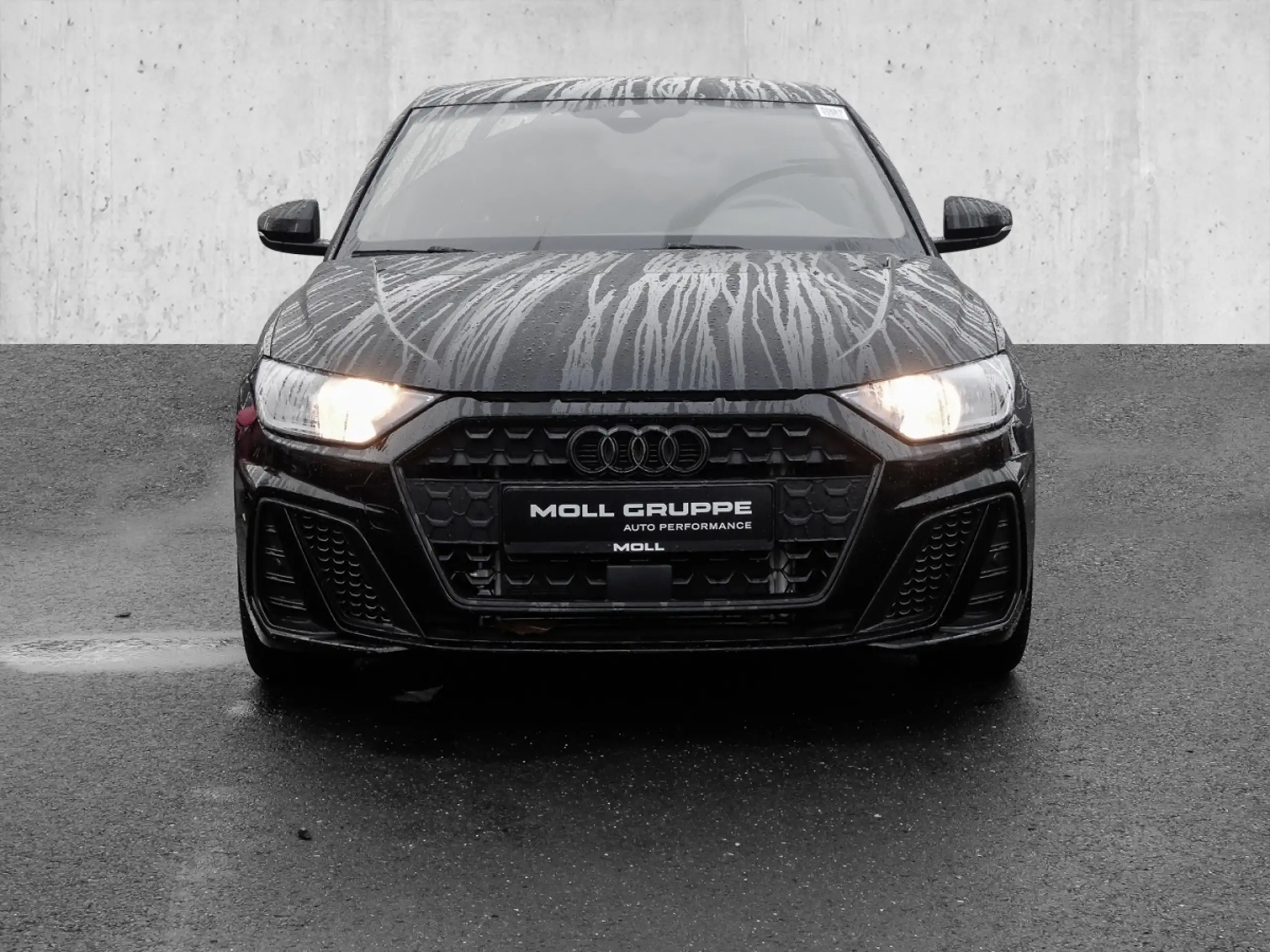 Audi - A1