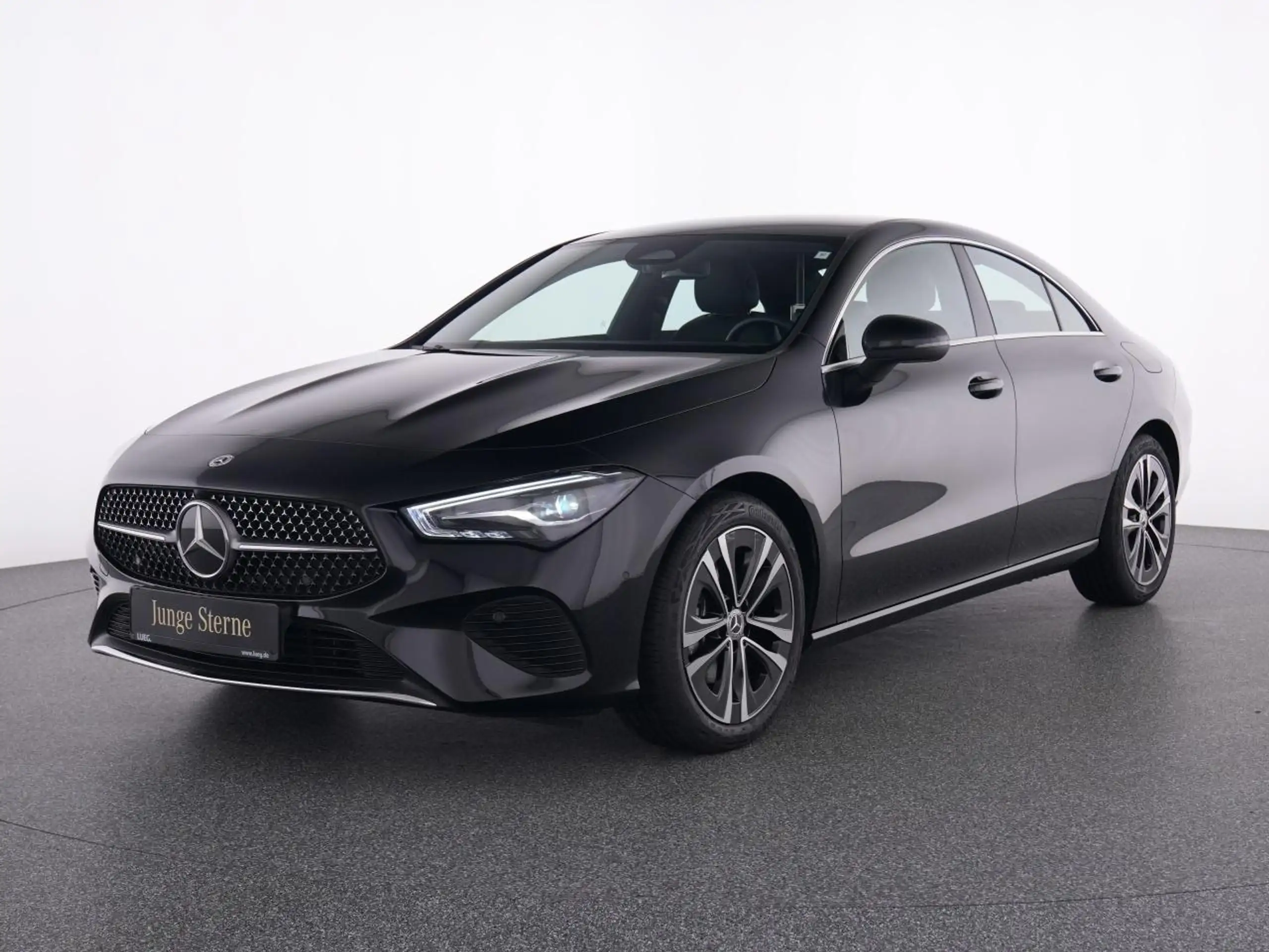 Mercedes-Benz - CLA 180