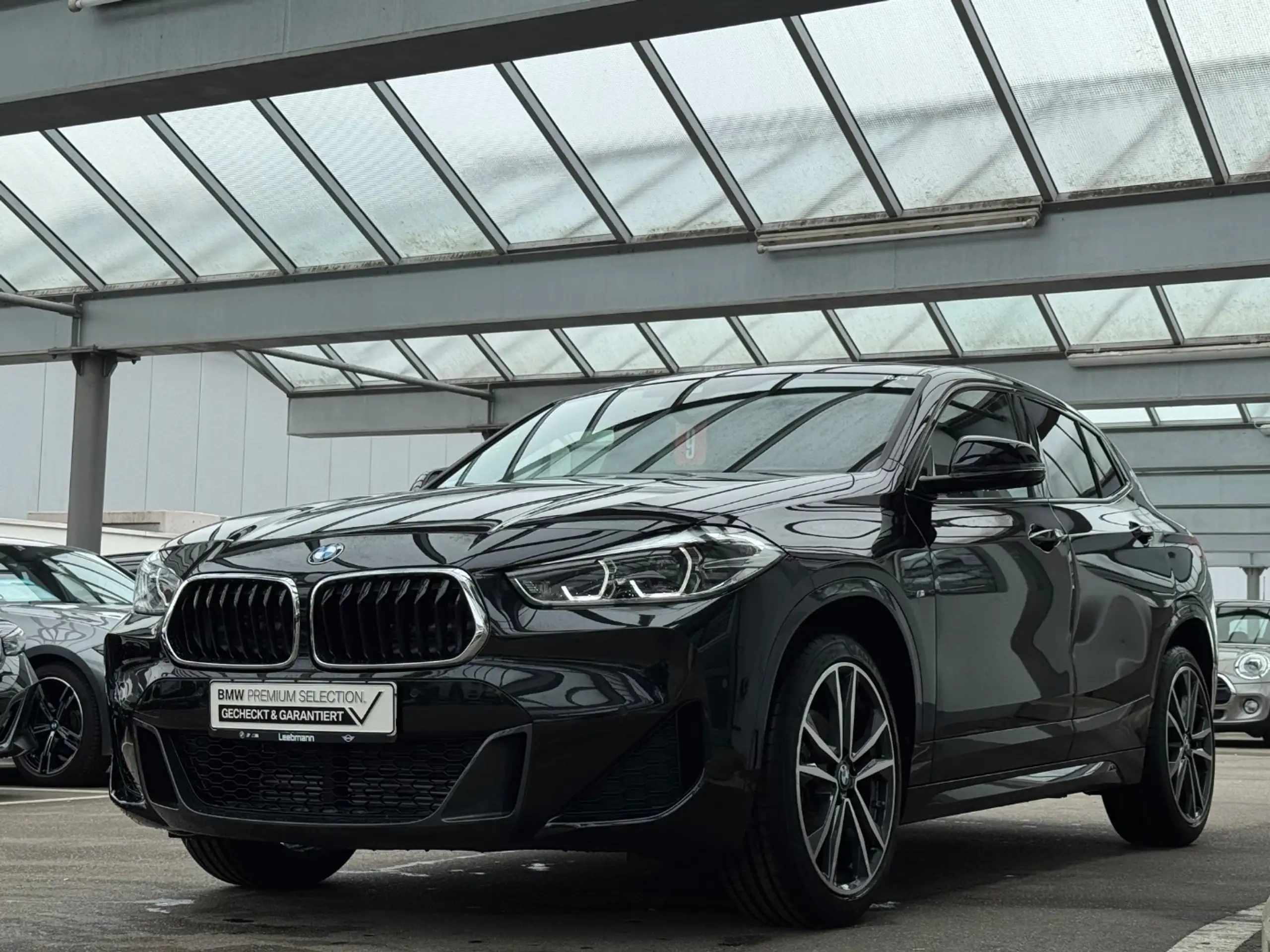 BMW - X2