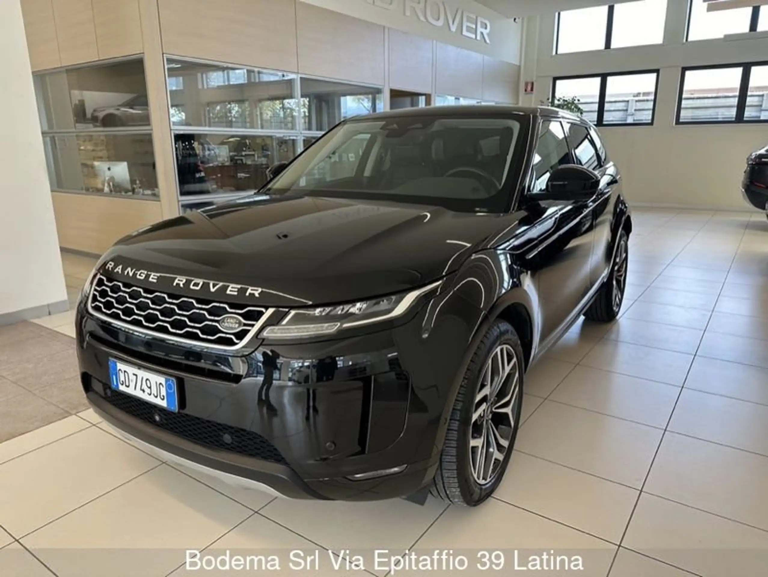 Land Rover - Range Rover Evoque