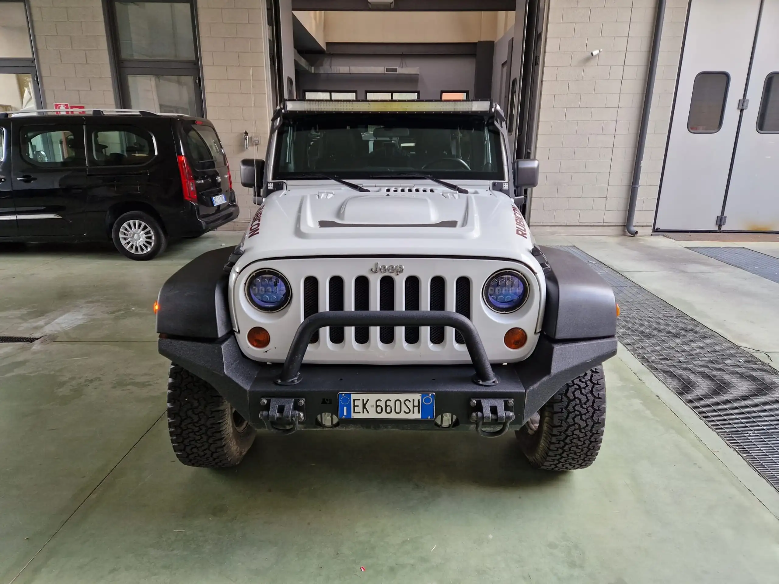 Jeep - Wrangler