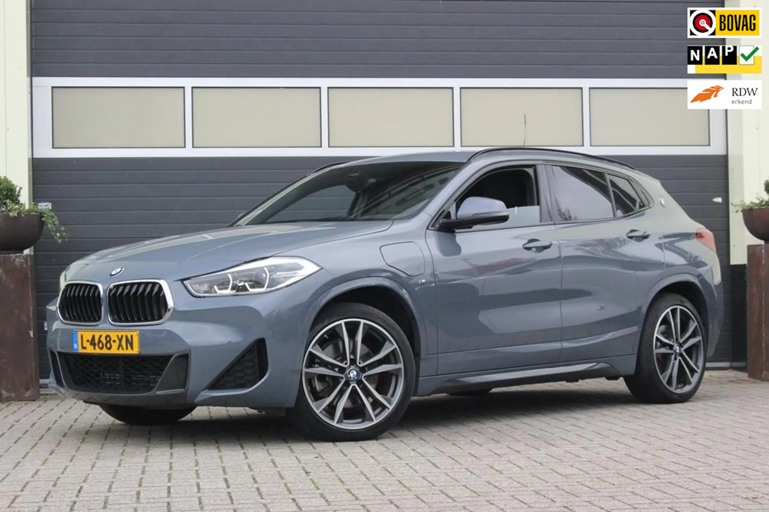 BMW - X2