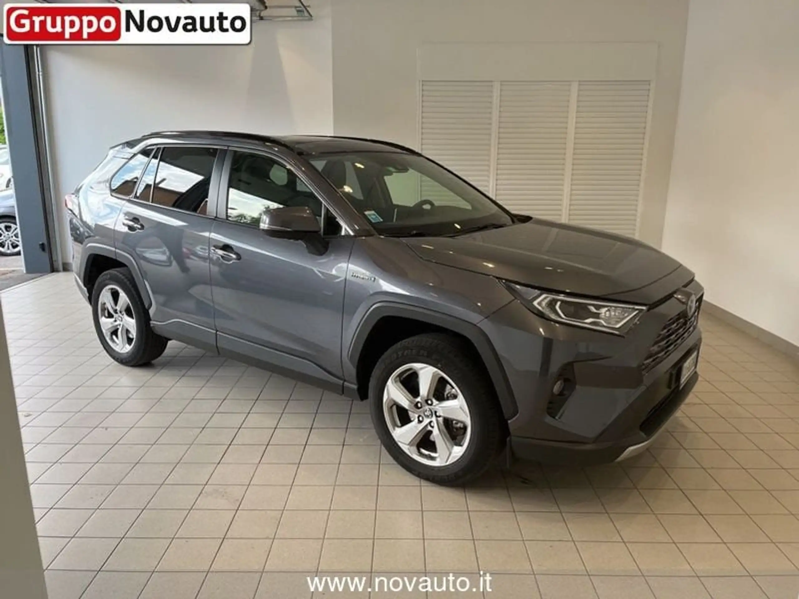 Toyota - RAV 4