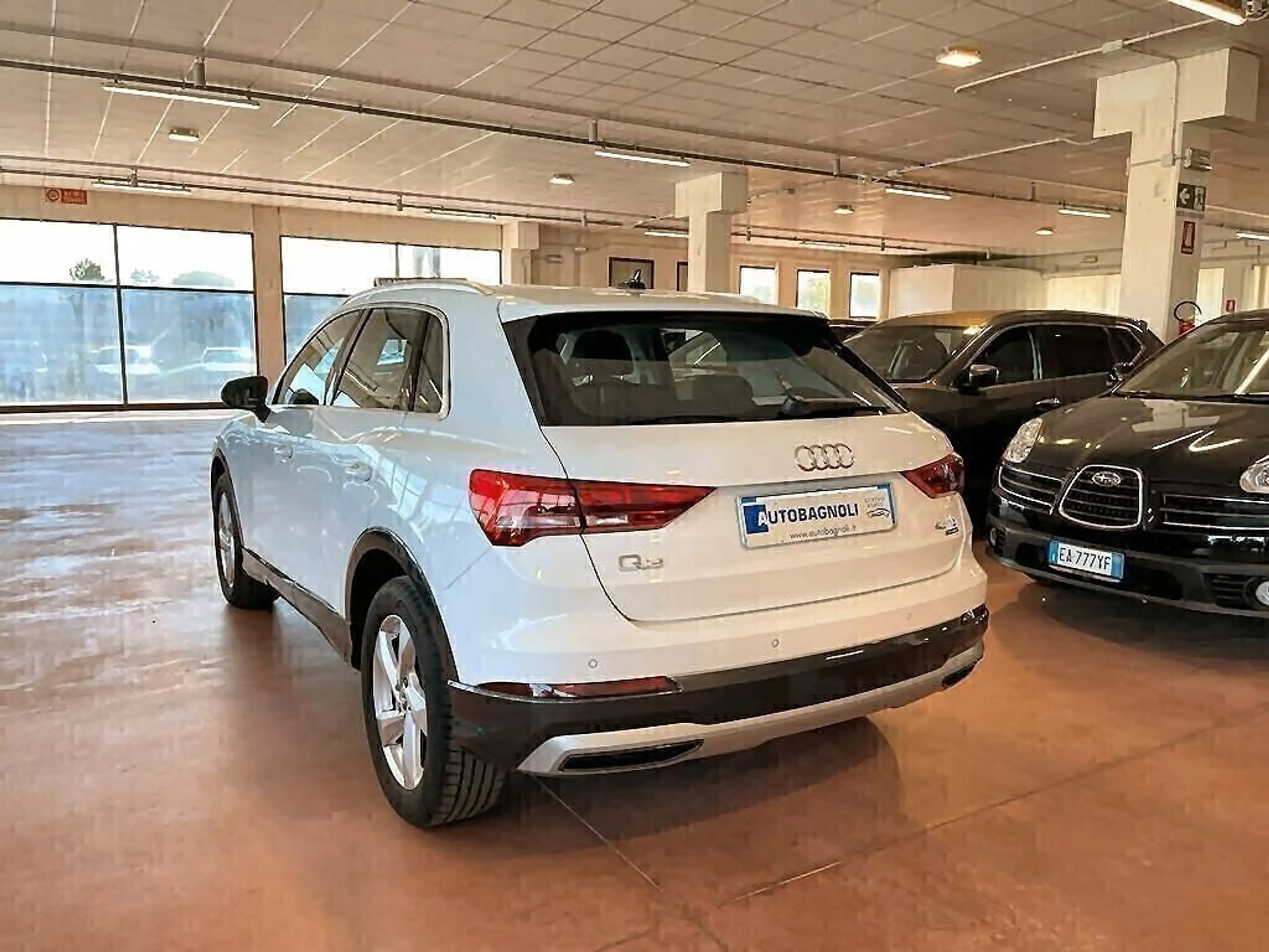 Audi - Q3