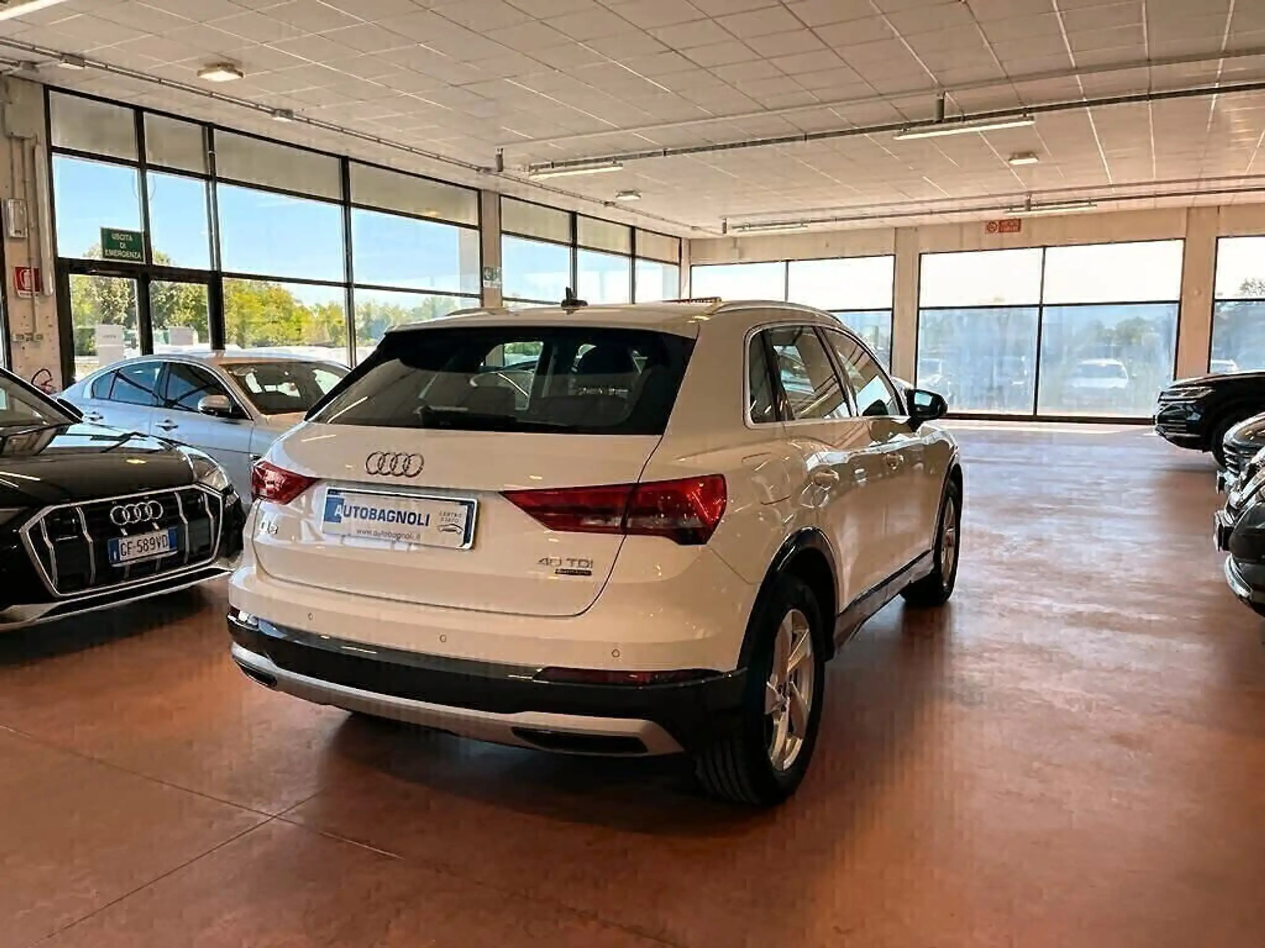 Audi - Q3