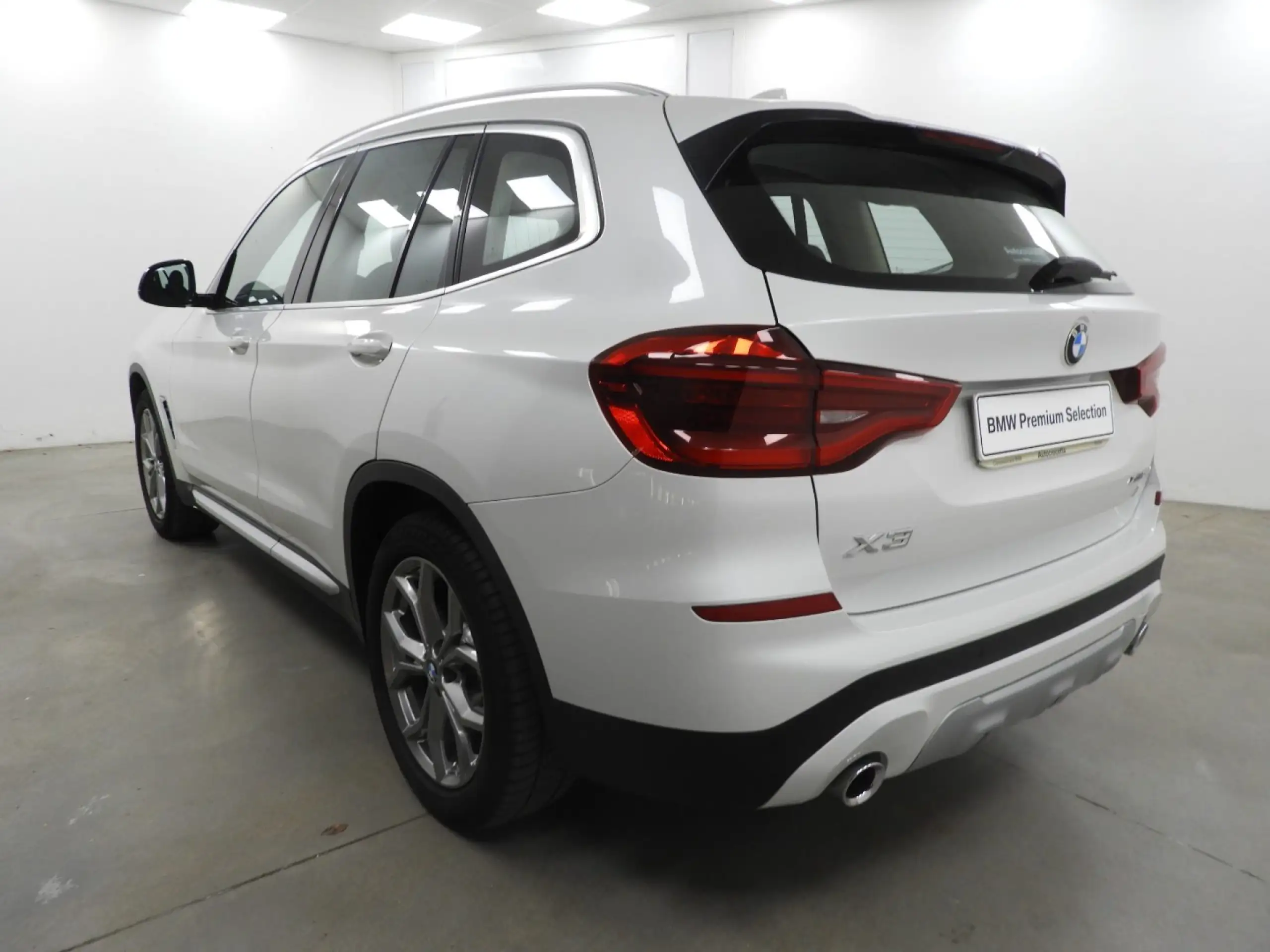 BMW - X3