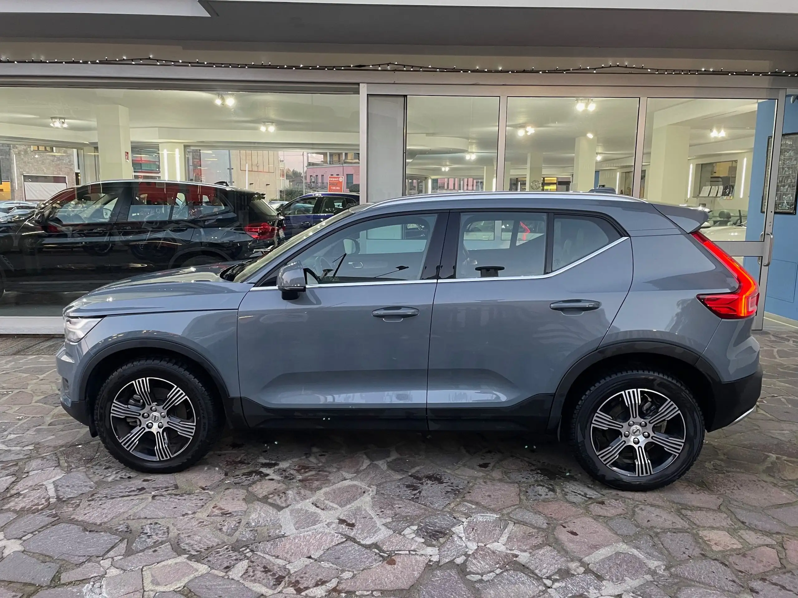 Volvo - XC40