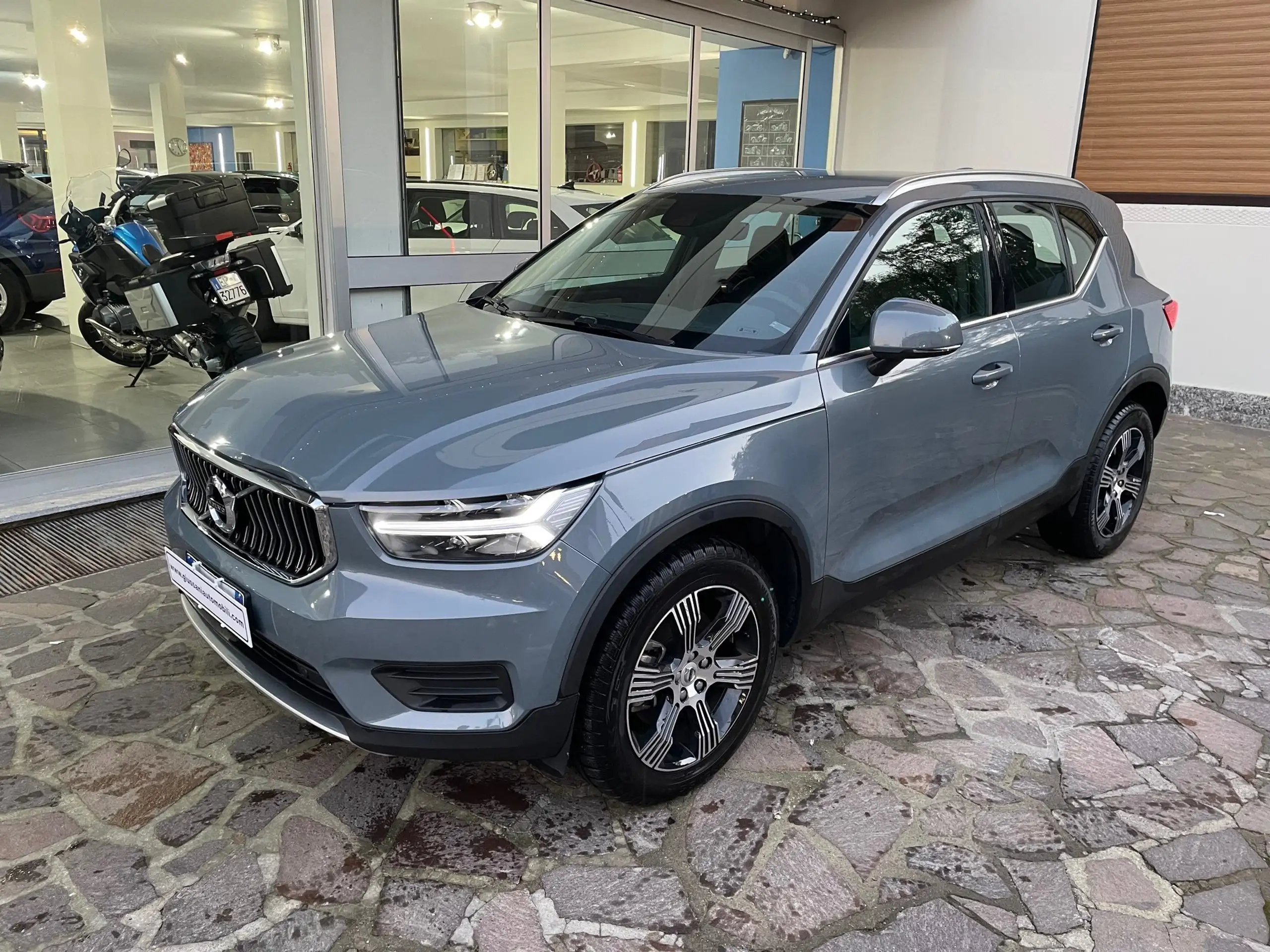 Volvo - XC40