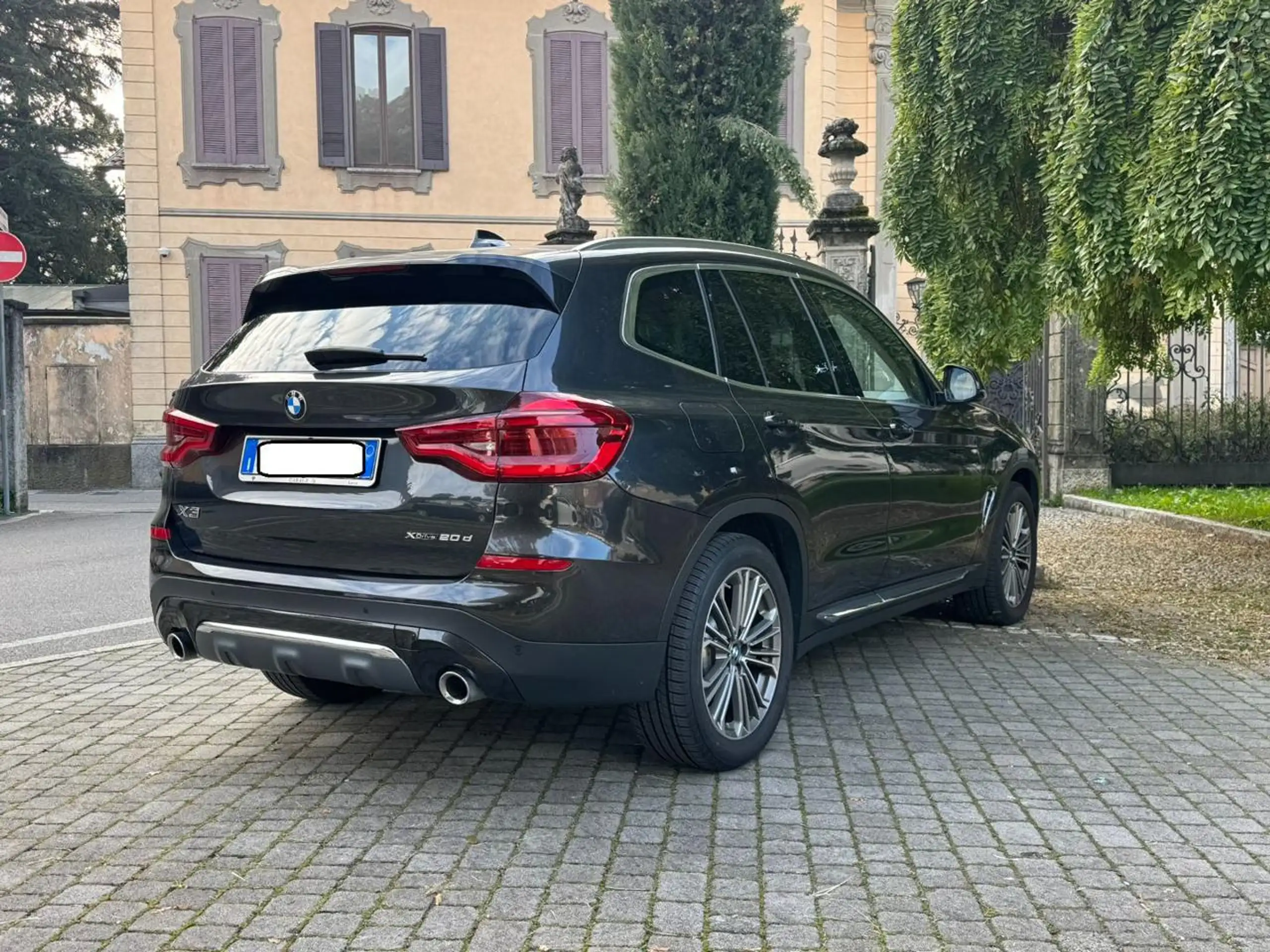 BMW - X3