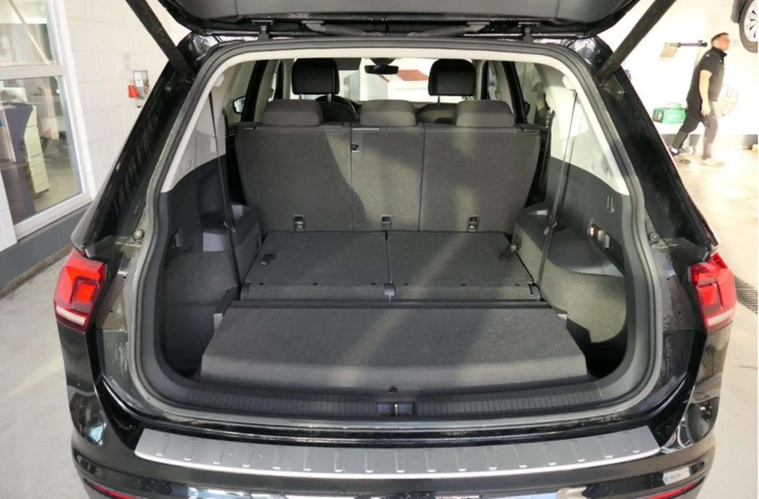 Volkswagen - Tiguan Allspace