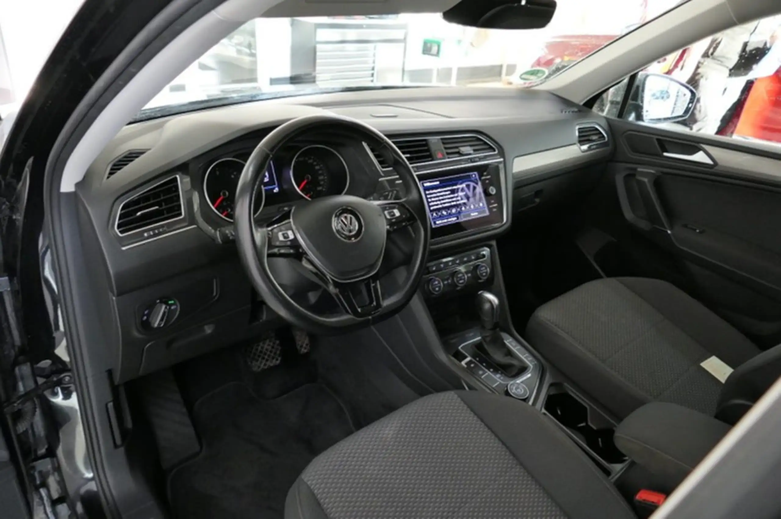 Volkswagen - Tiguan Allspace