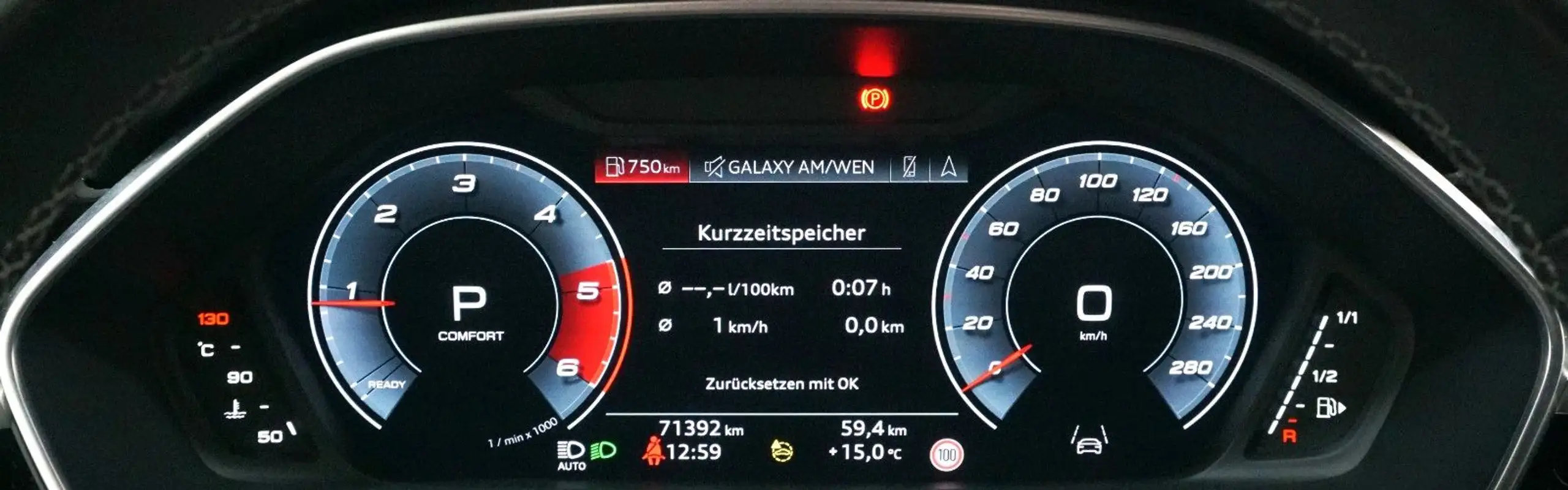 Audi - Q3