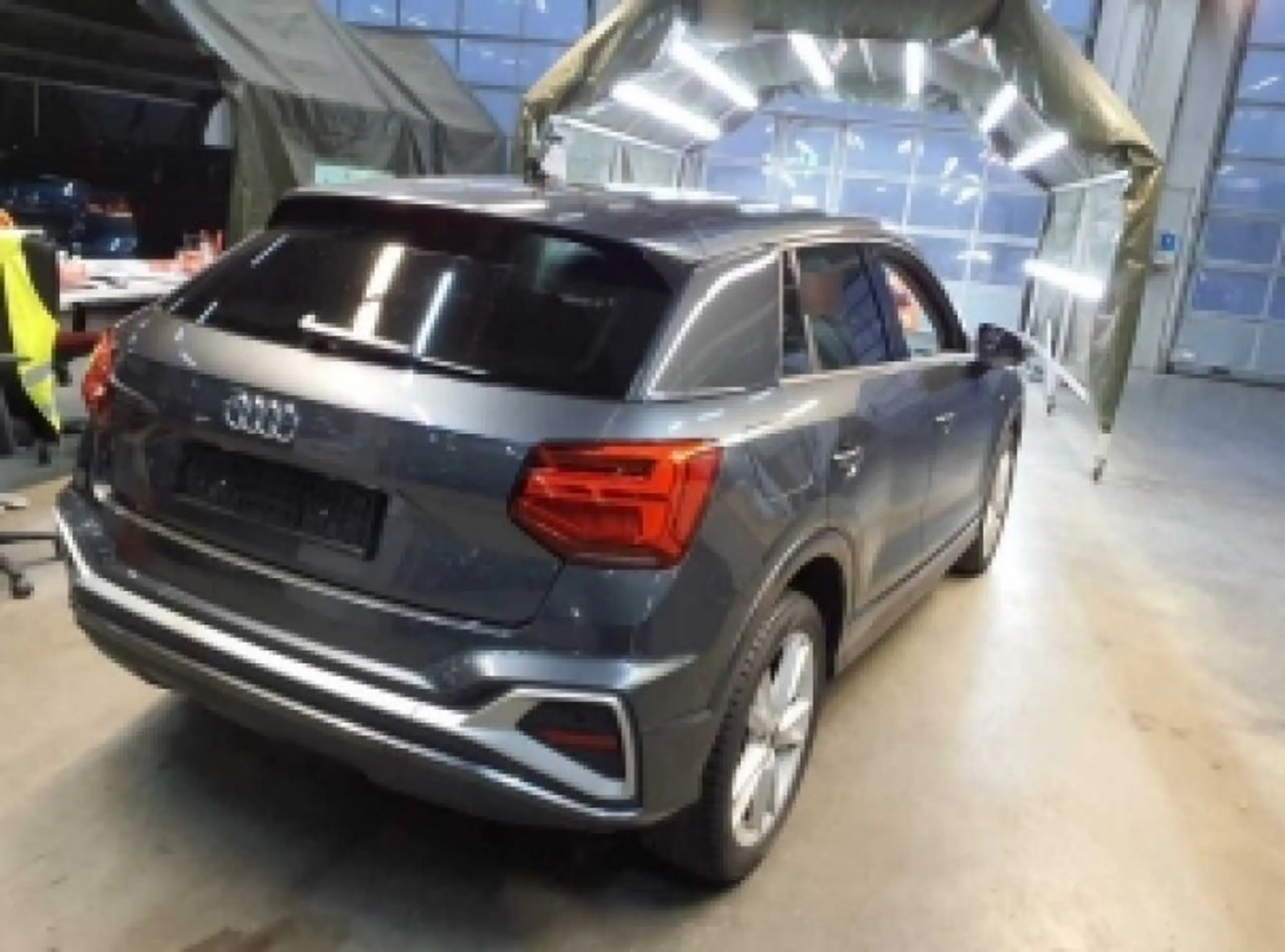 Audi - Q2