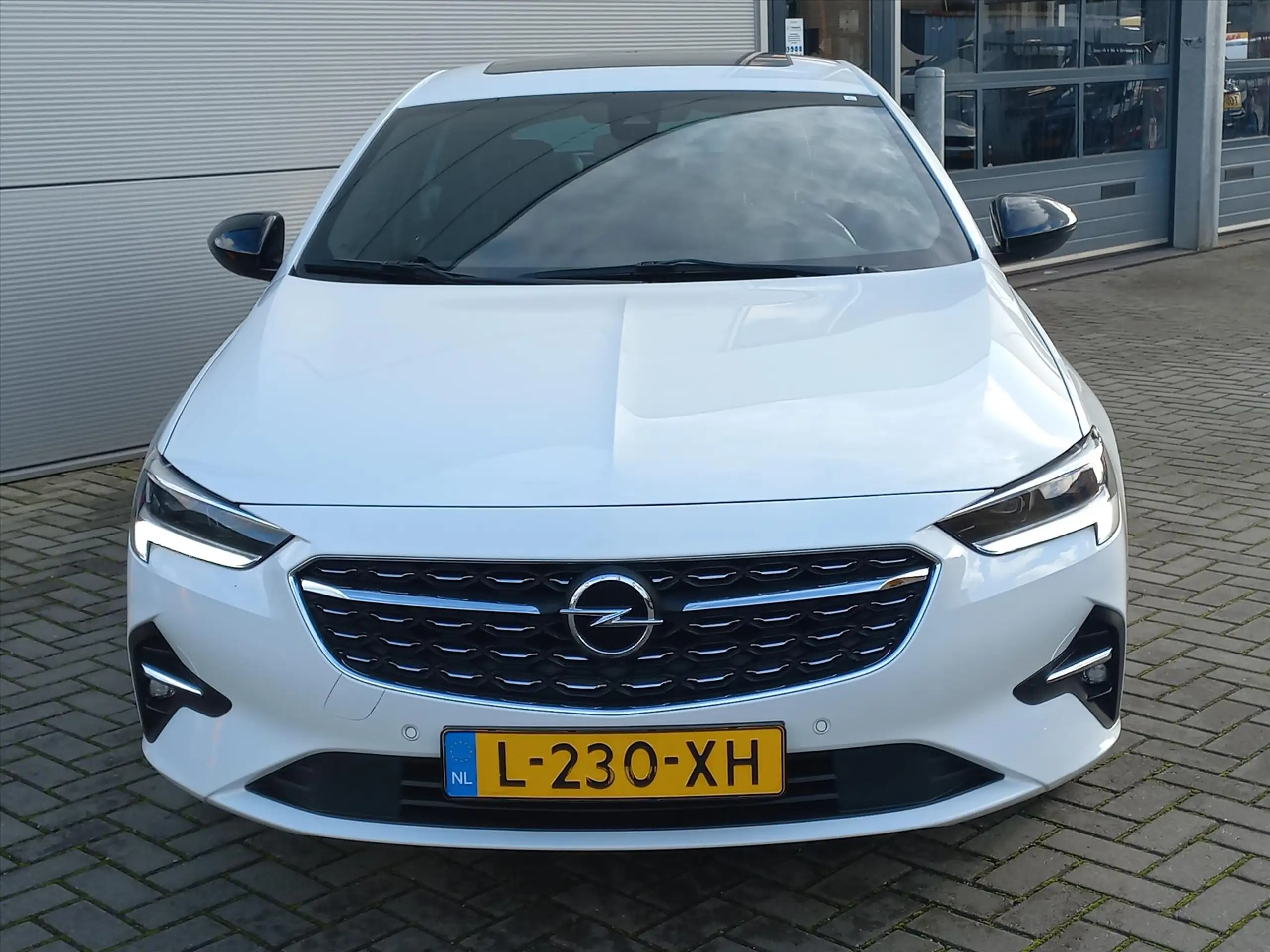 Opel - Insignia