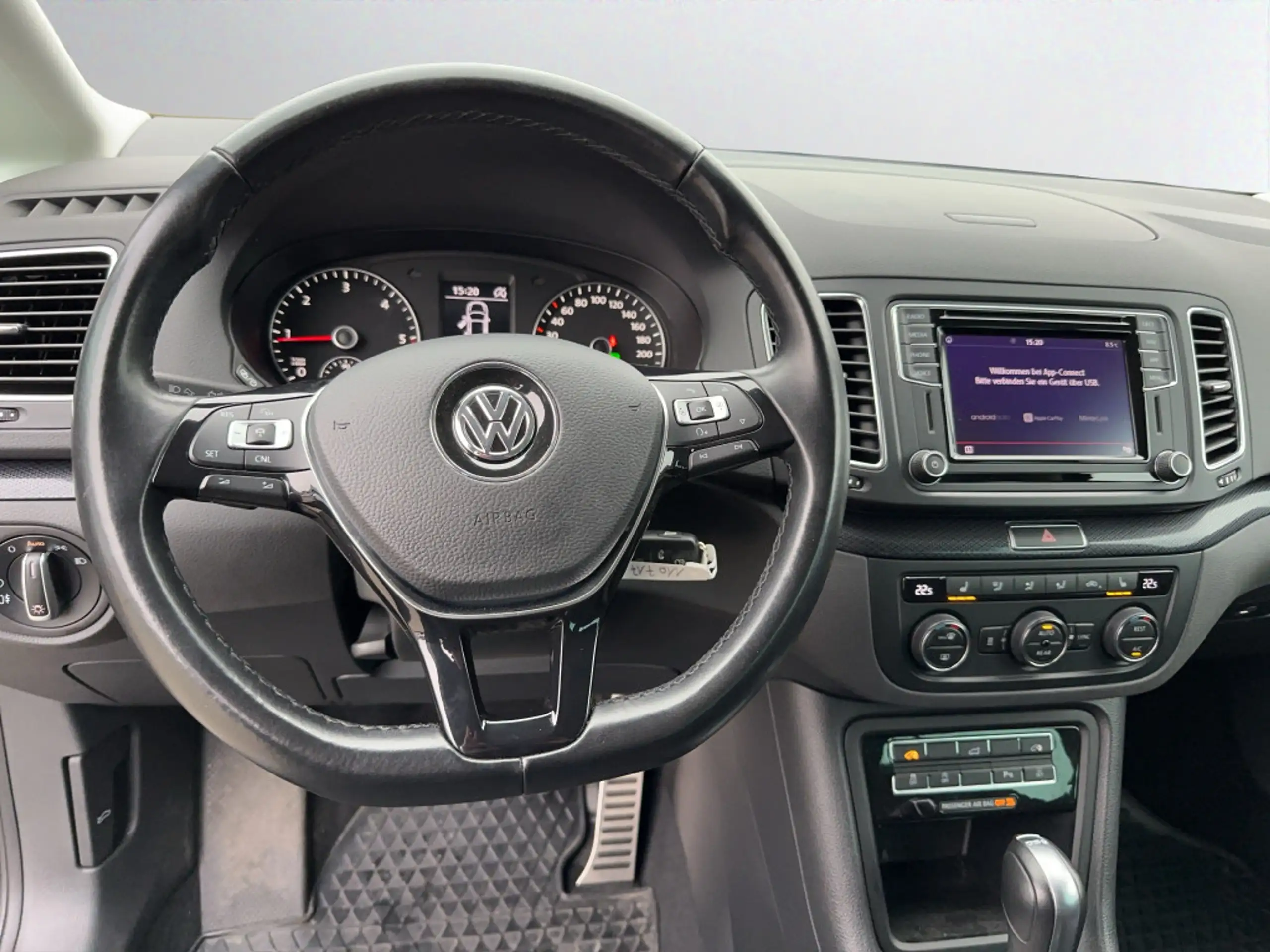 Volkswagen - Sharan