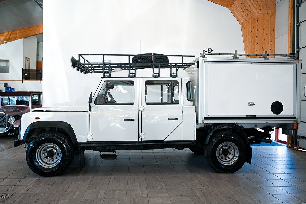 Land Rover - Defender