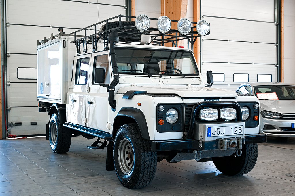 Land Rover - Defender