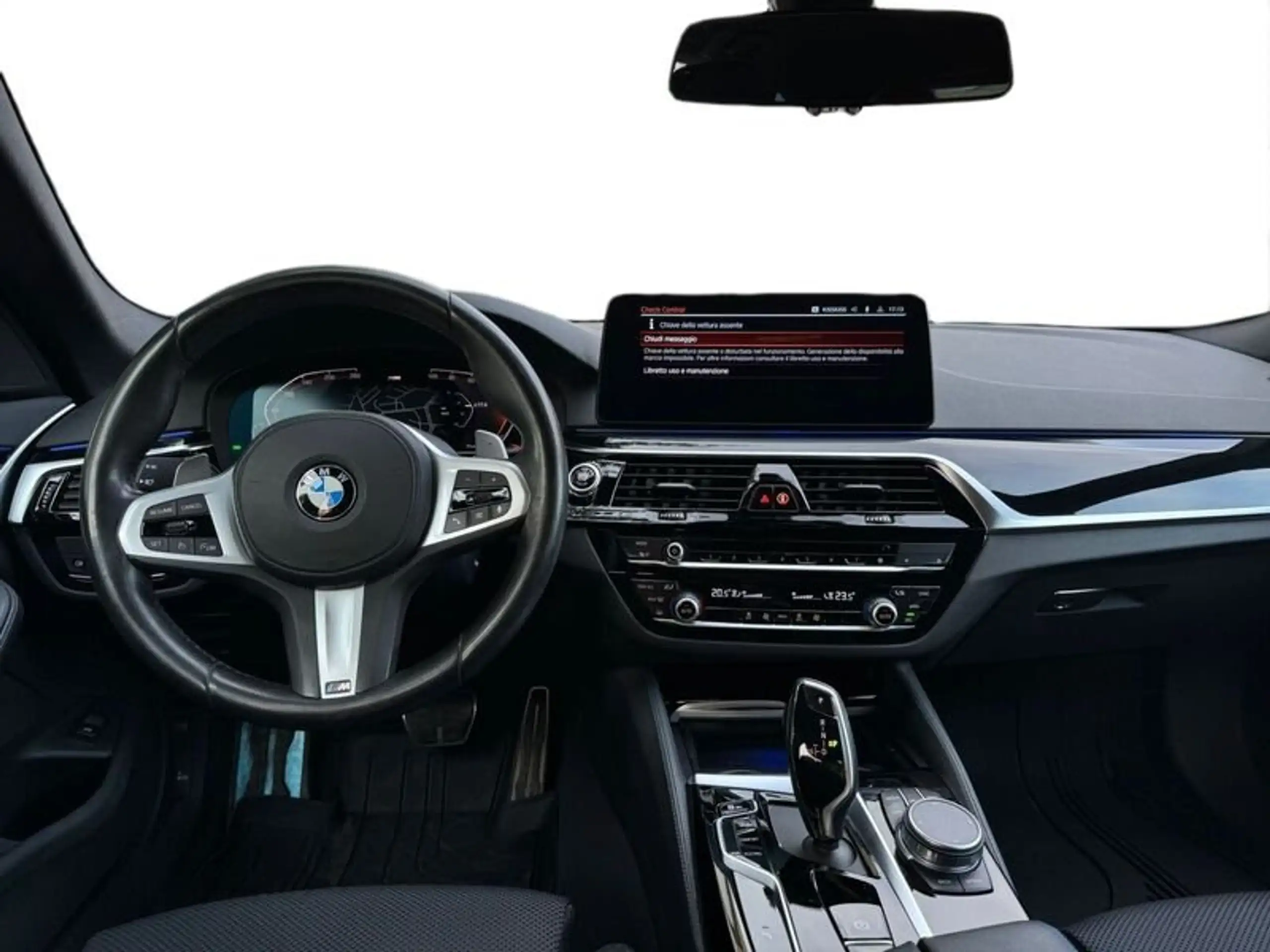 BMW - 520