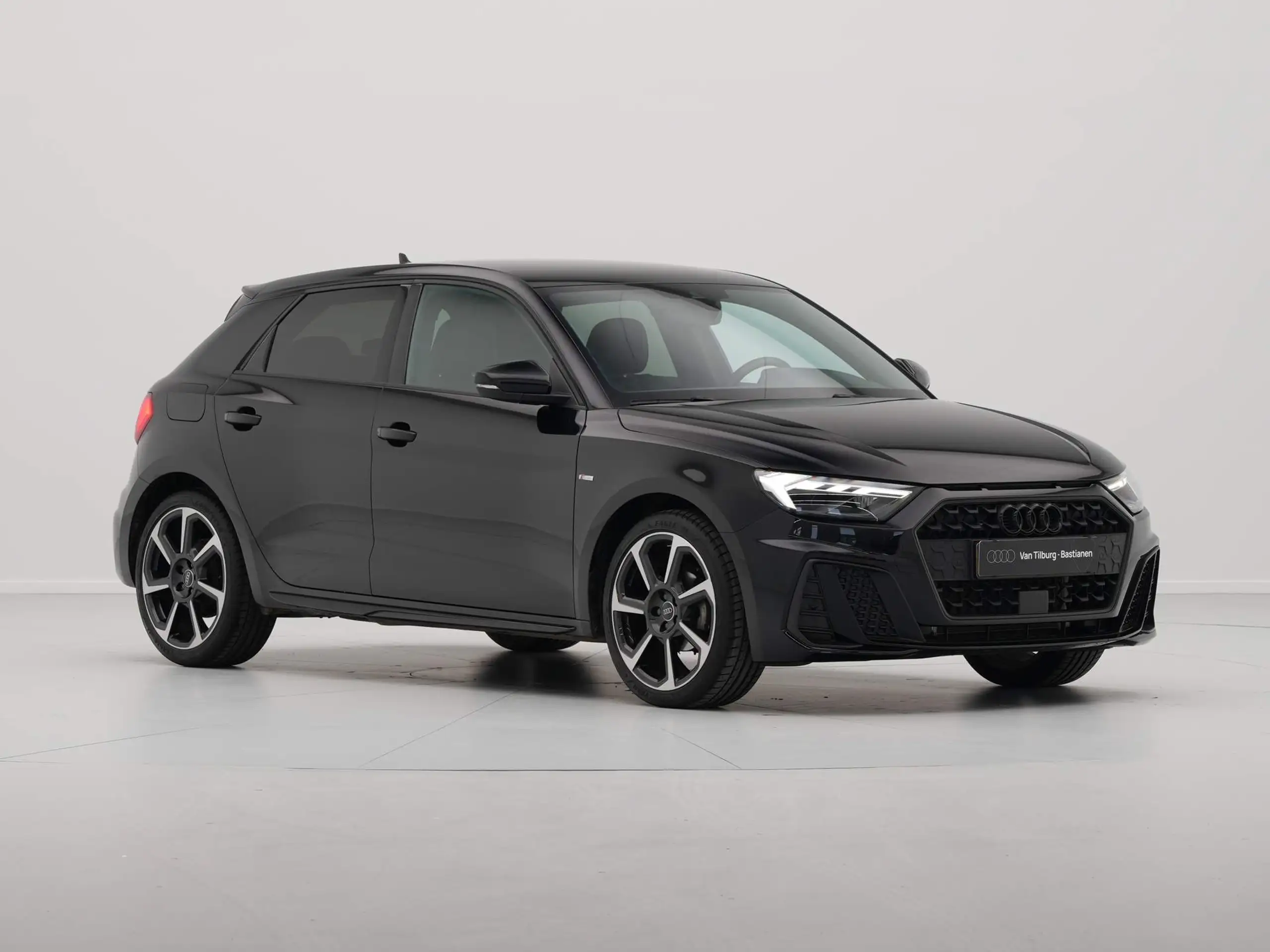 Audi - A1