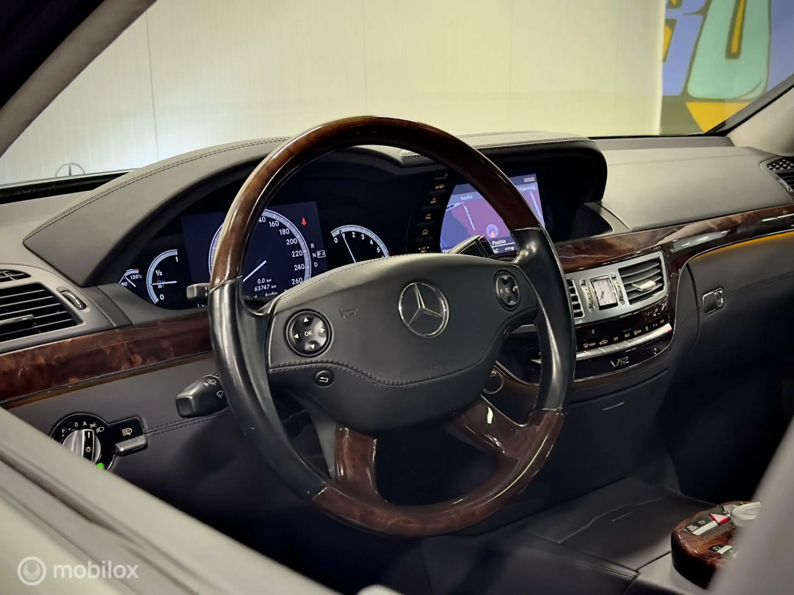 Mercedes-Benz - S 600