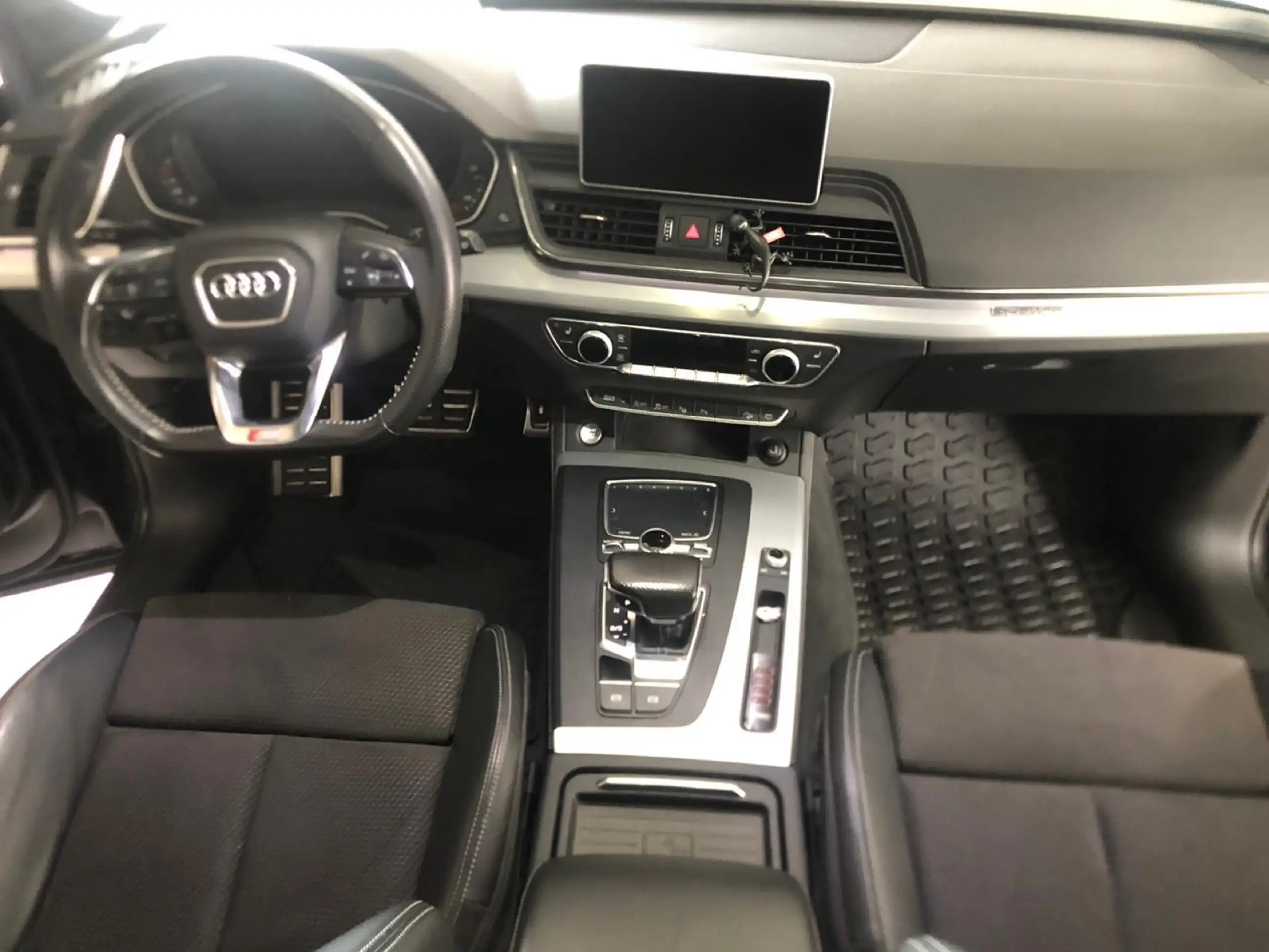 Audi - Q5