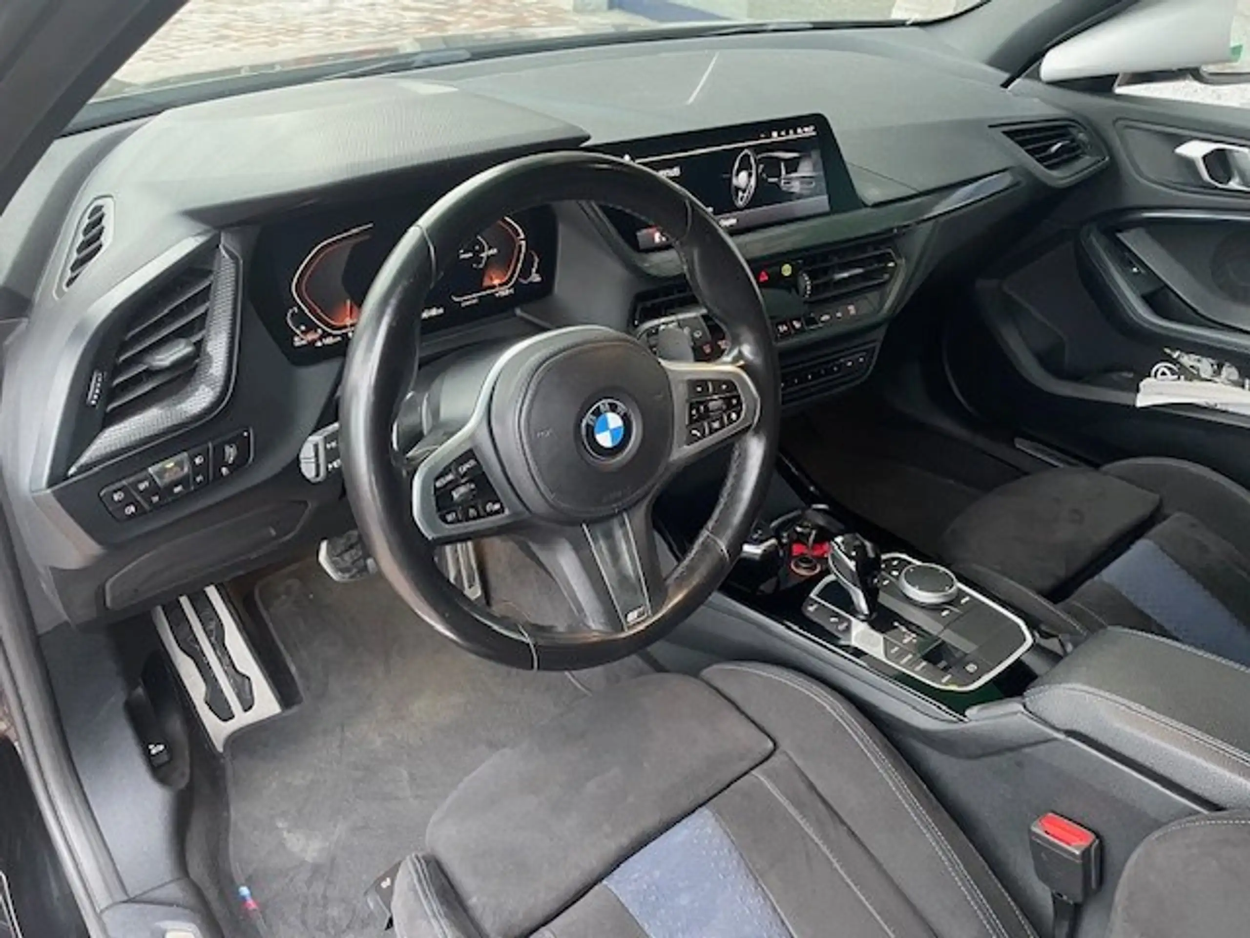 BMW - 120