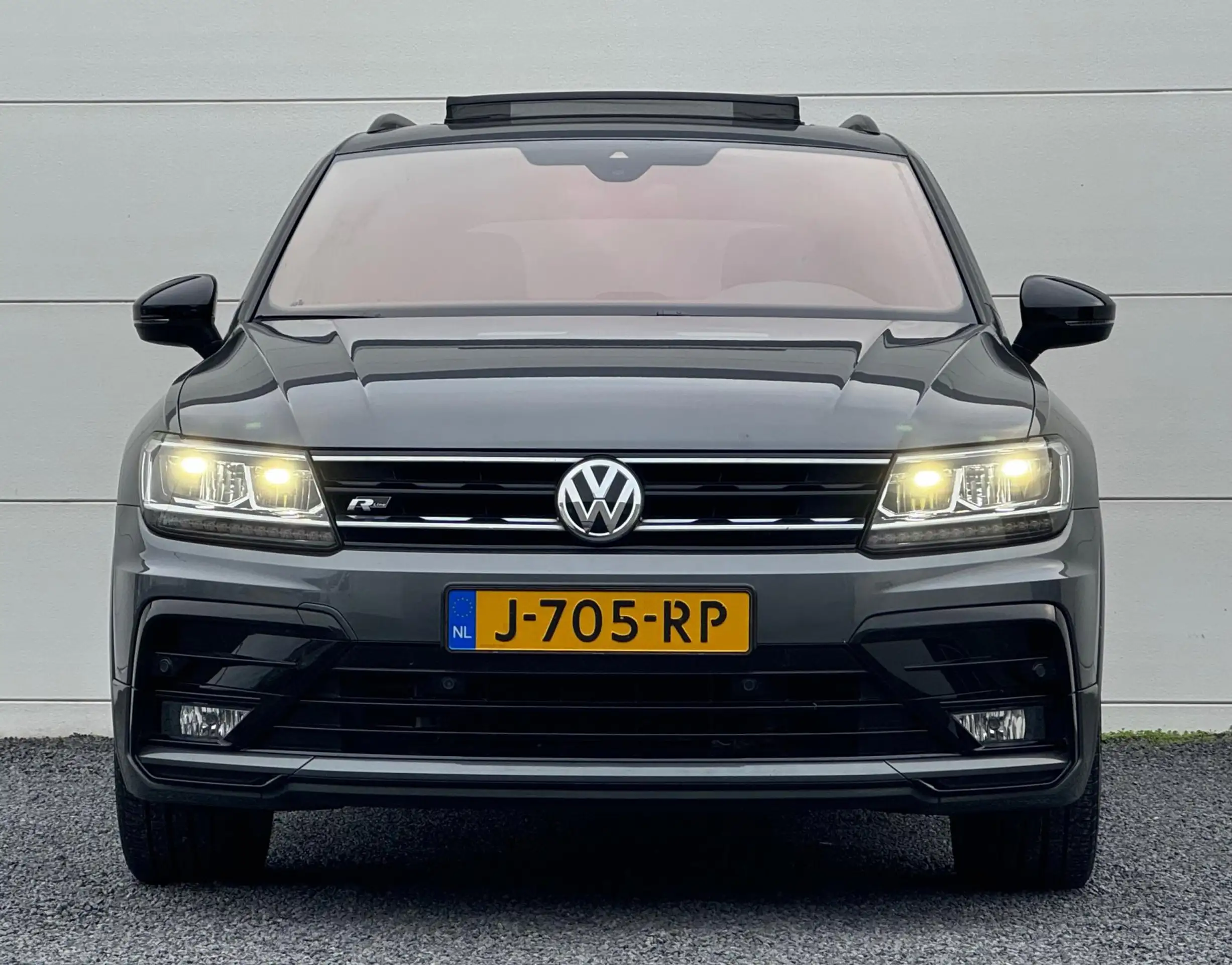 Volkswagen - Tiguan