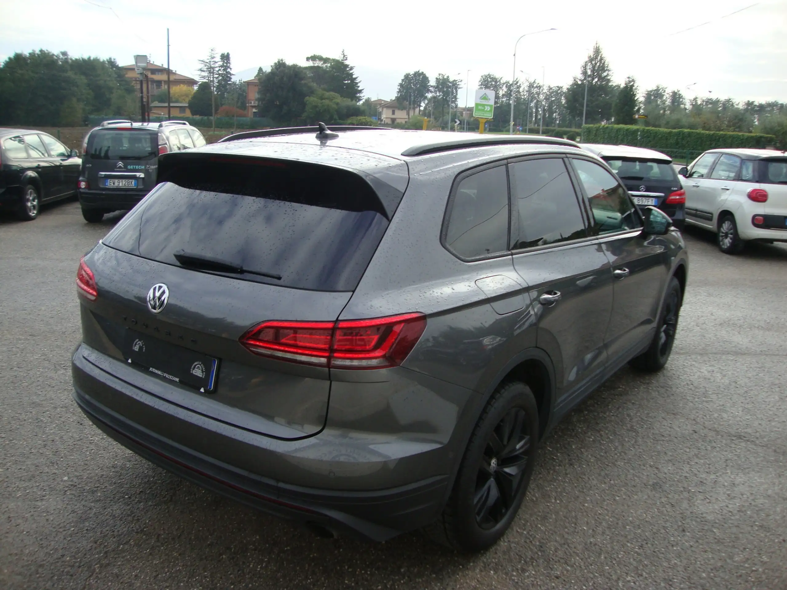 Volkswagen - Touareg