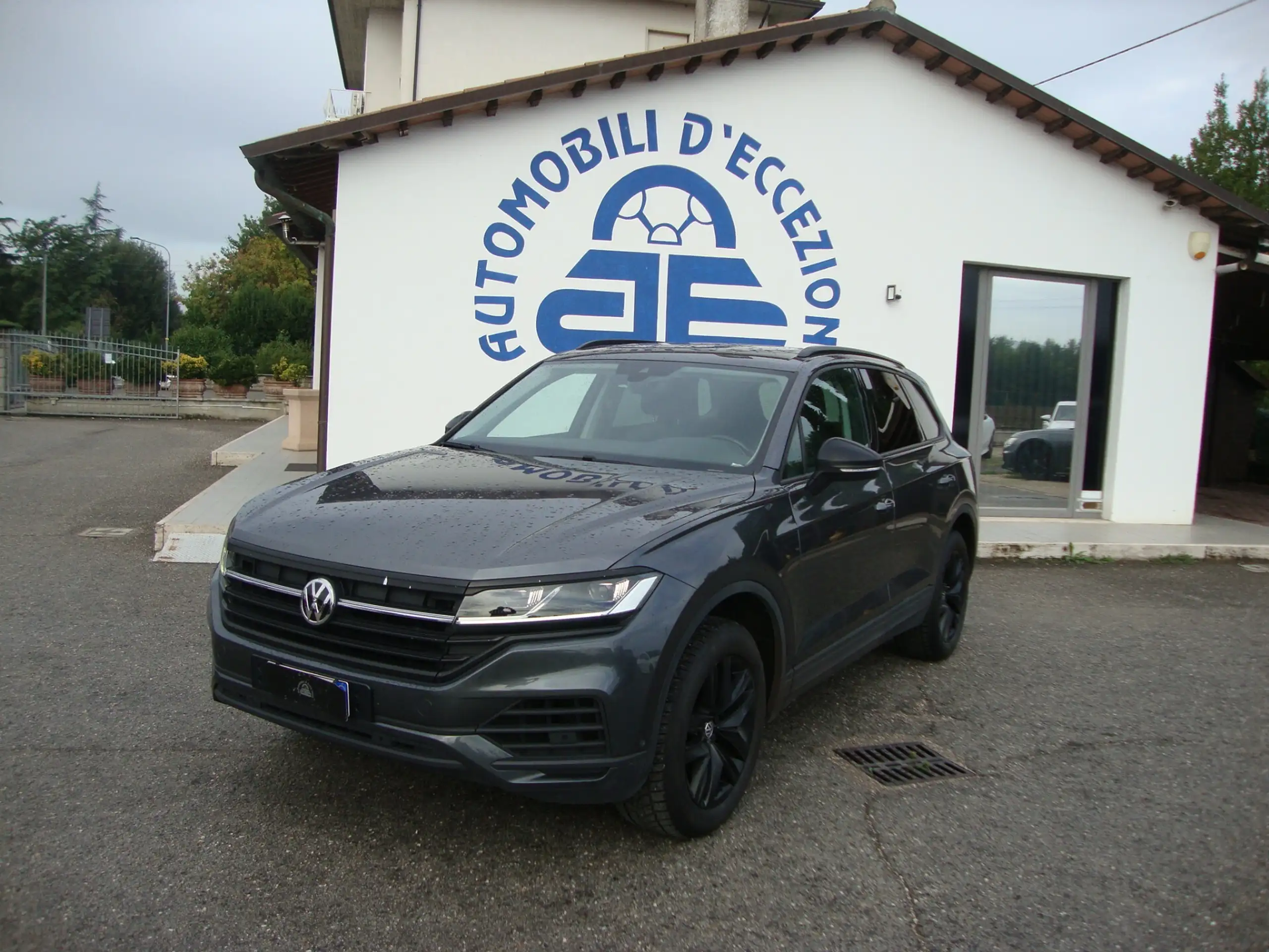 Volkswagen - Touareg