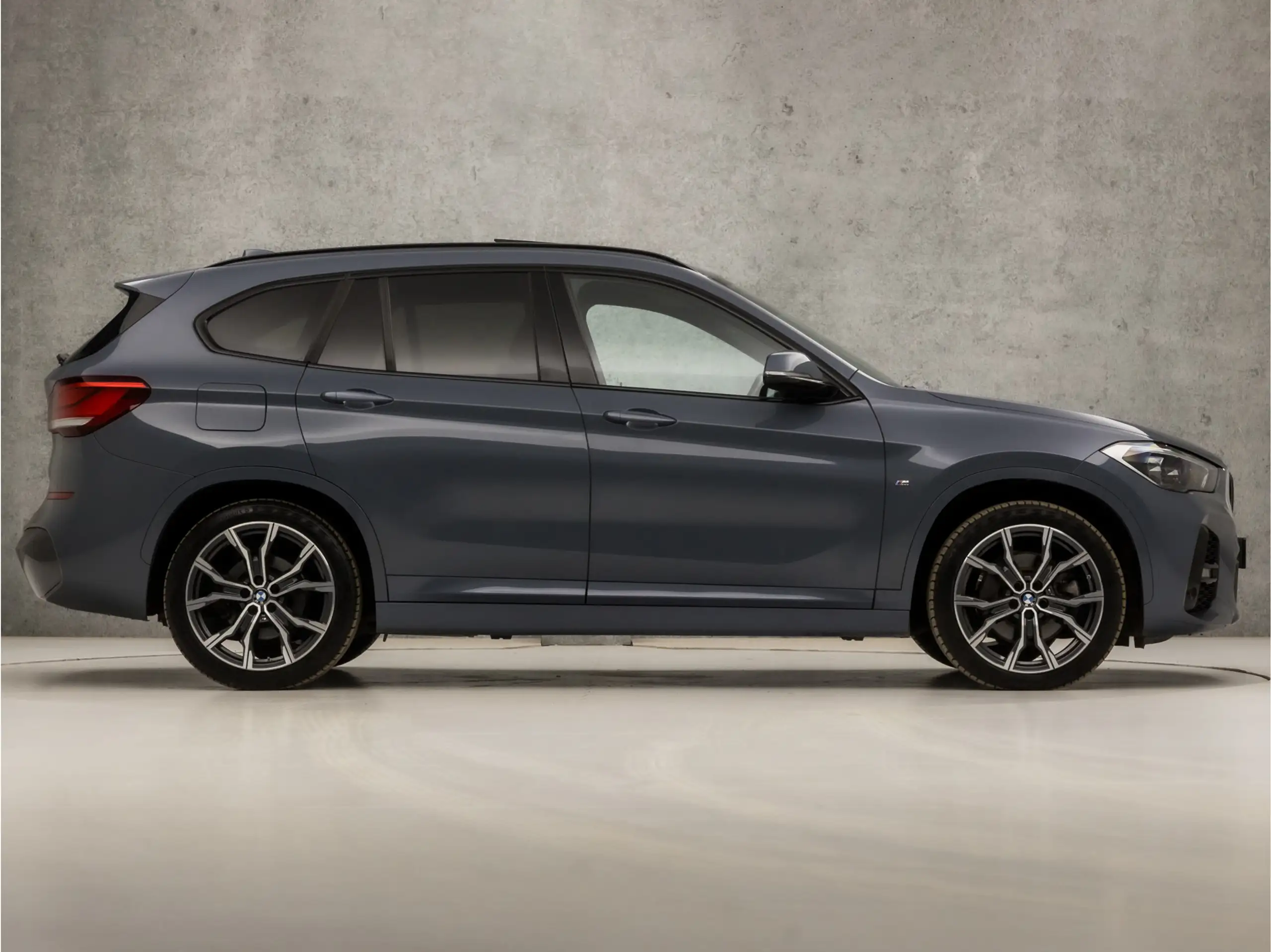 BMW - X1