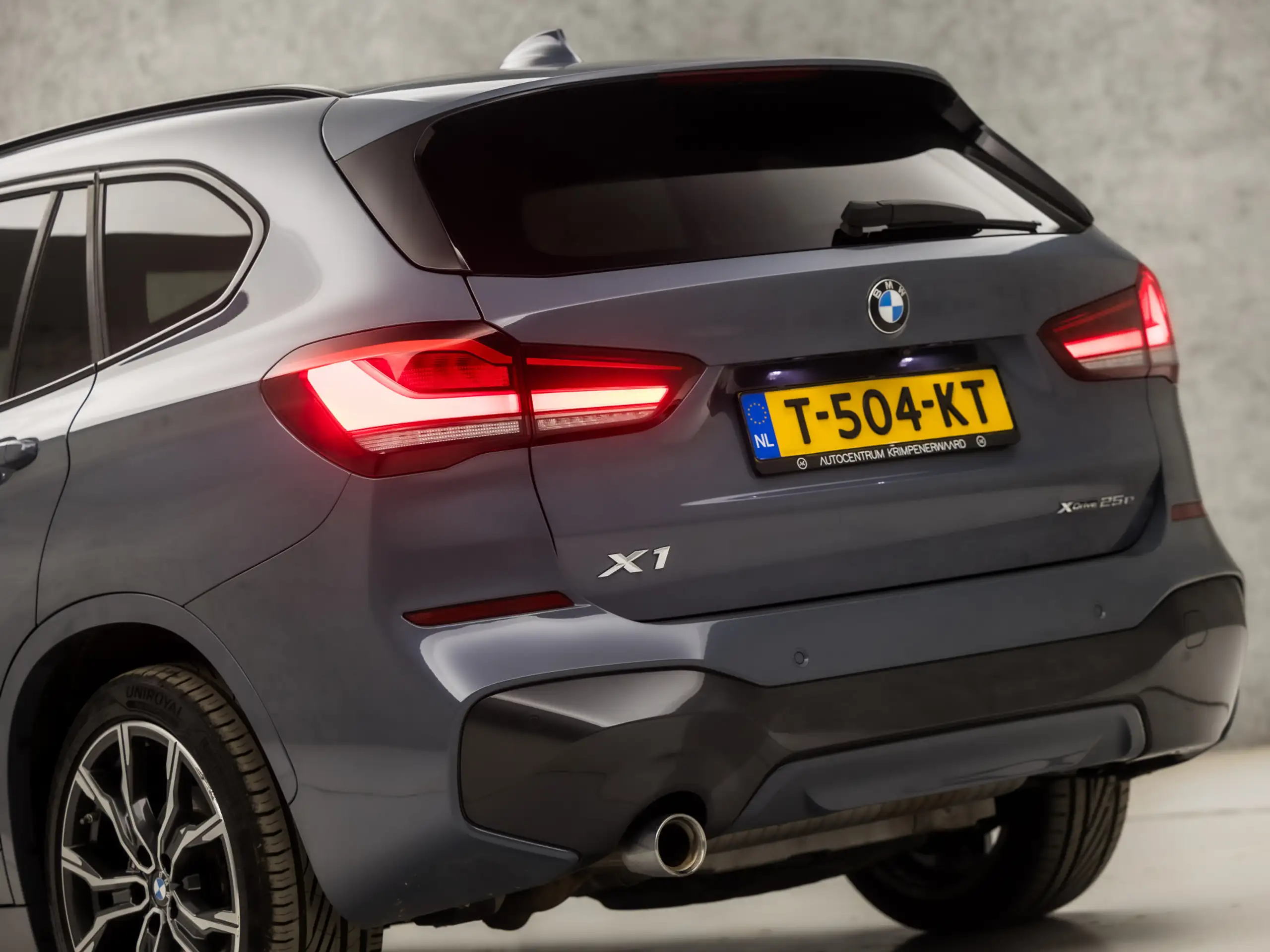 BMW - X1