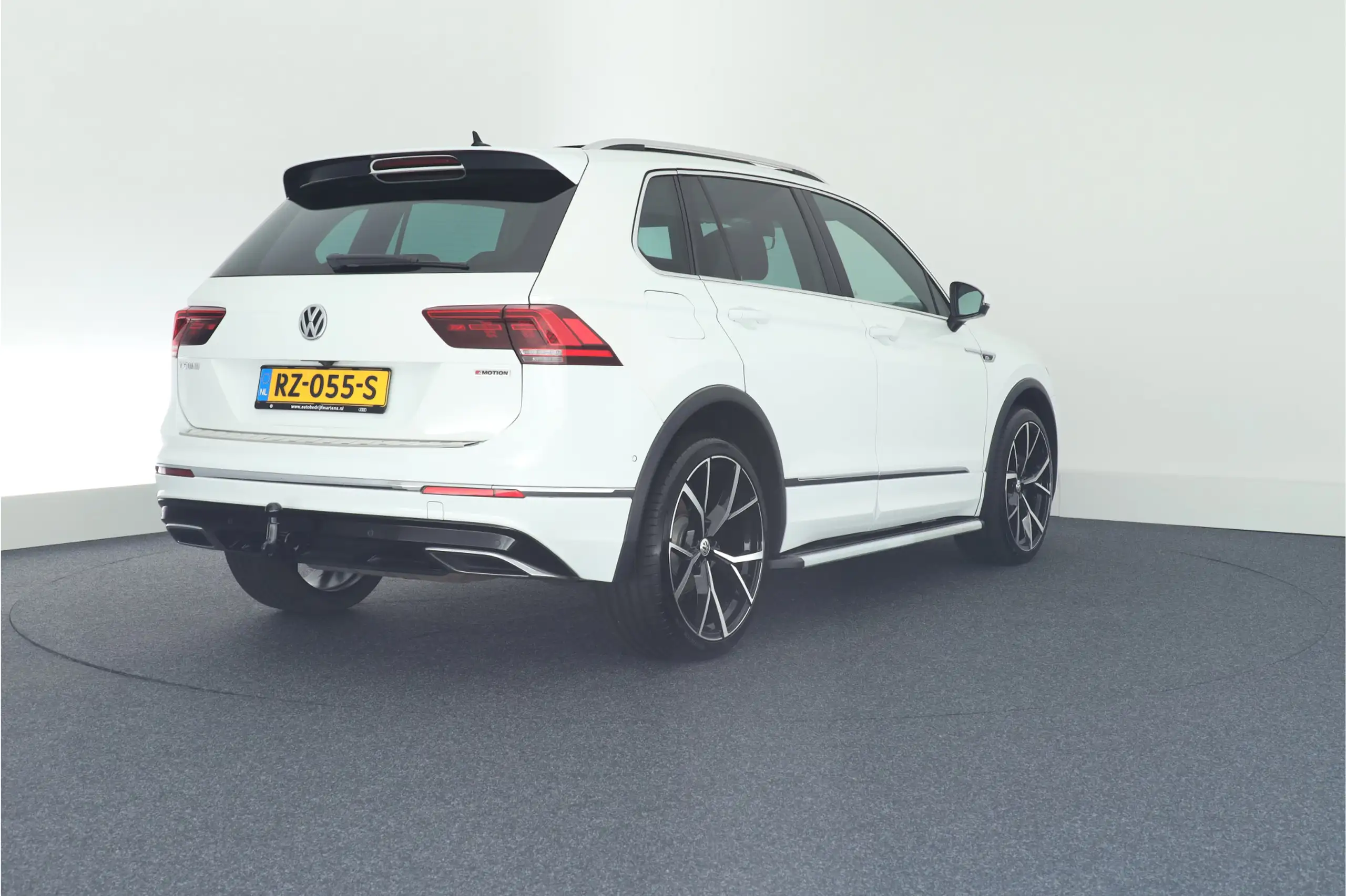 Volkswagen - Tiguan