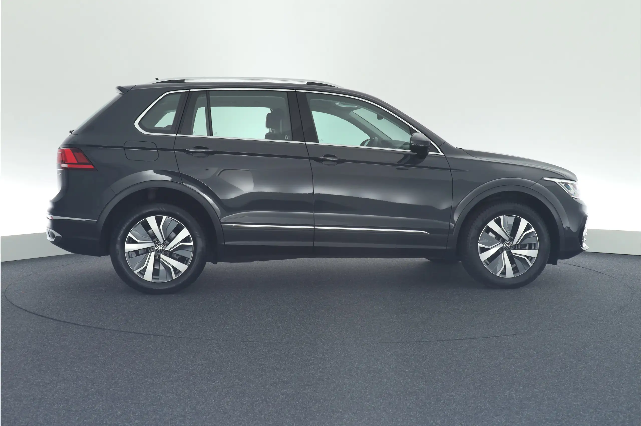 Volkswagen - Tiguan