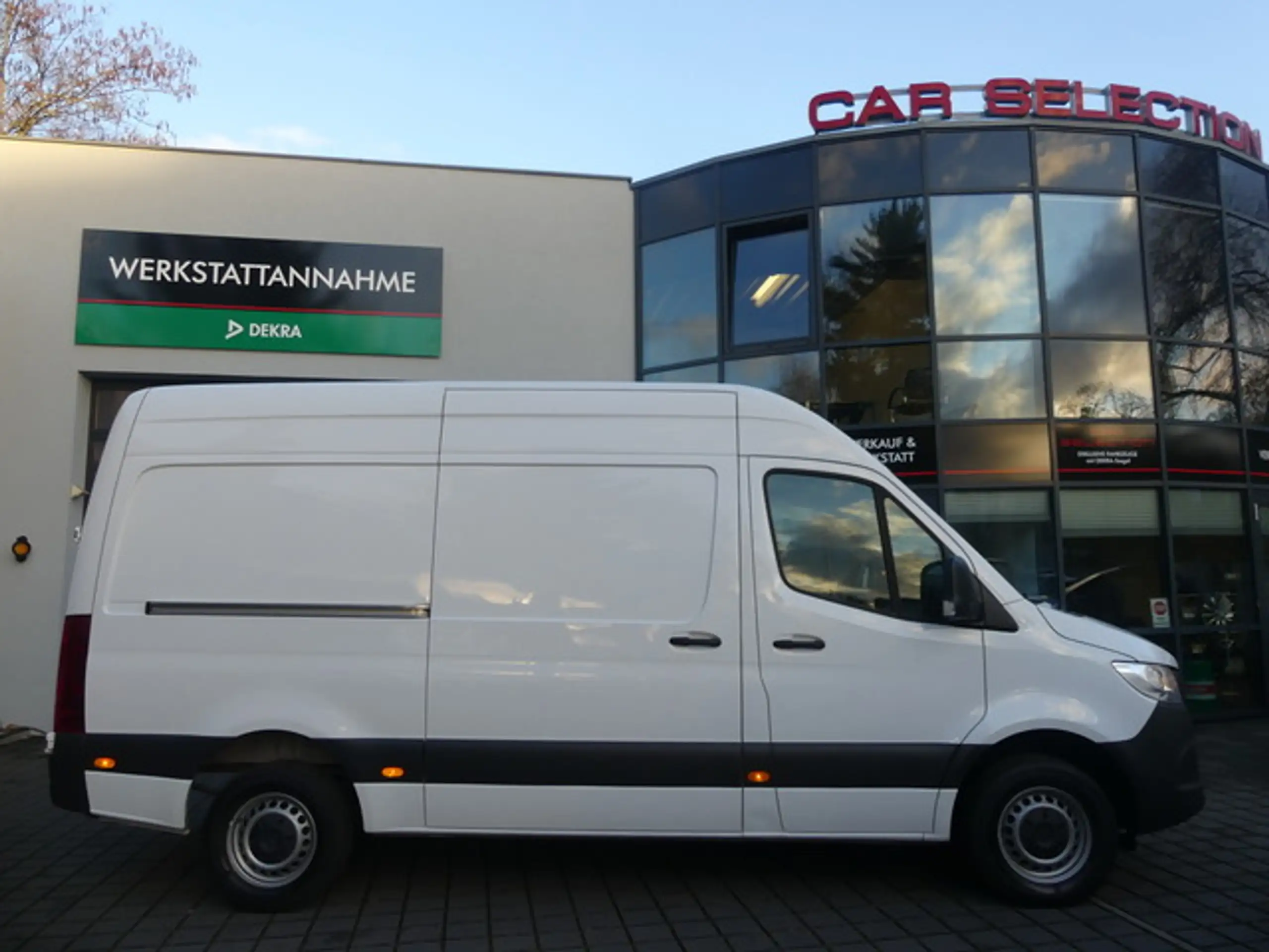 Mercedes-Benz - Sprinter