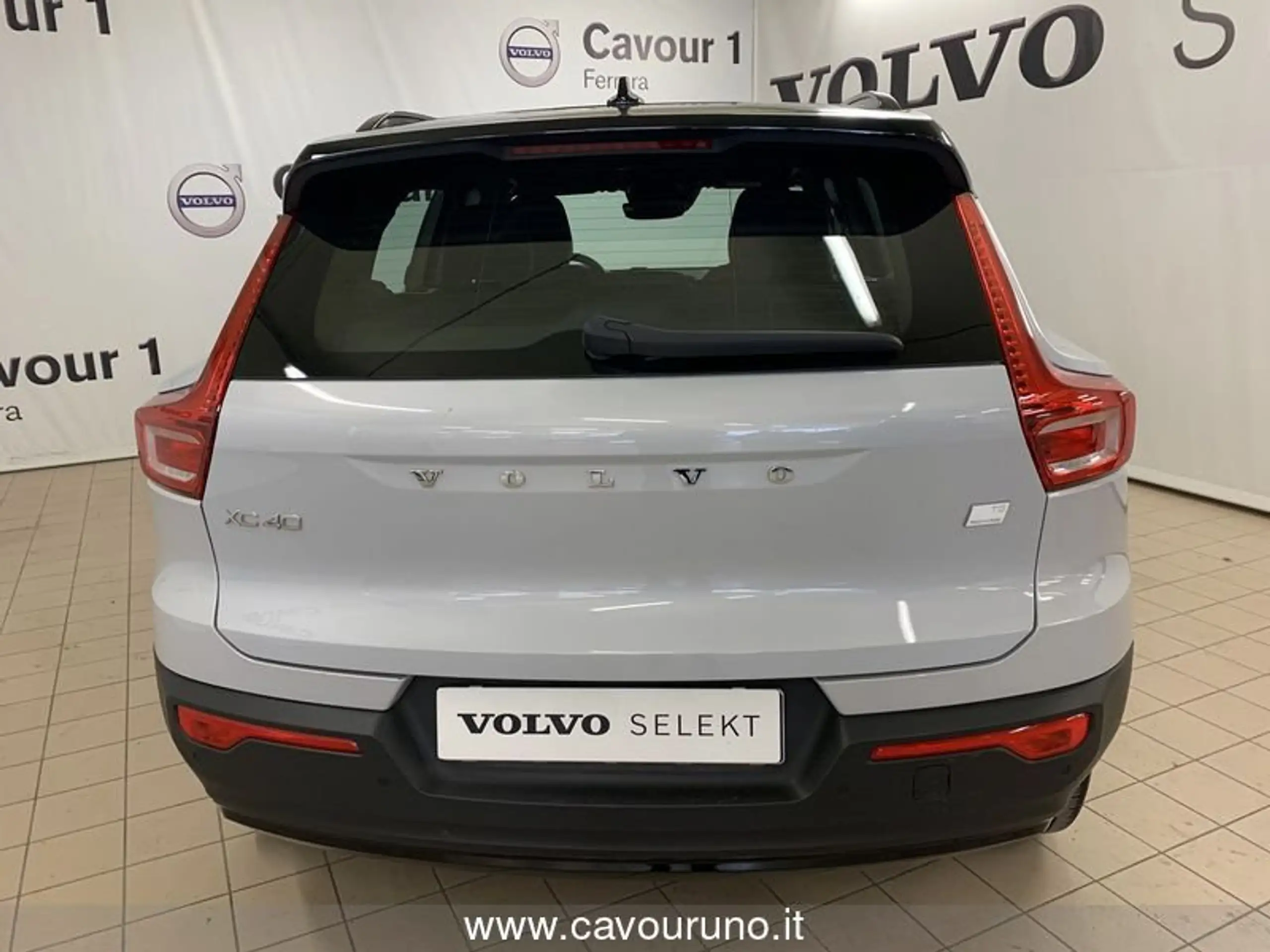 Volvo - XC40