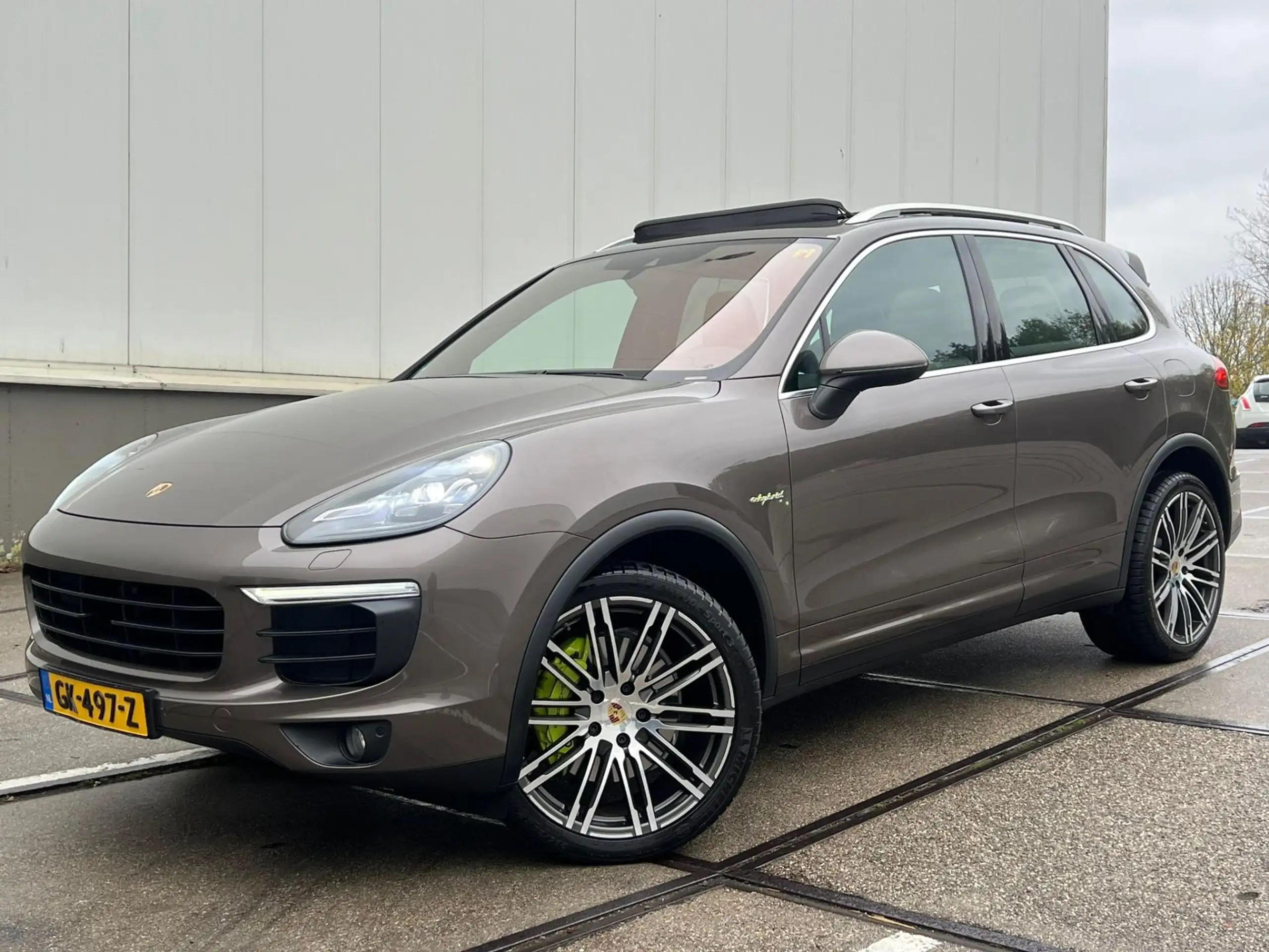 Porsche - Cayenne